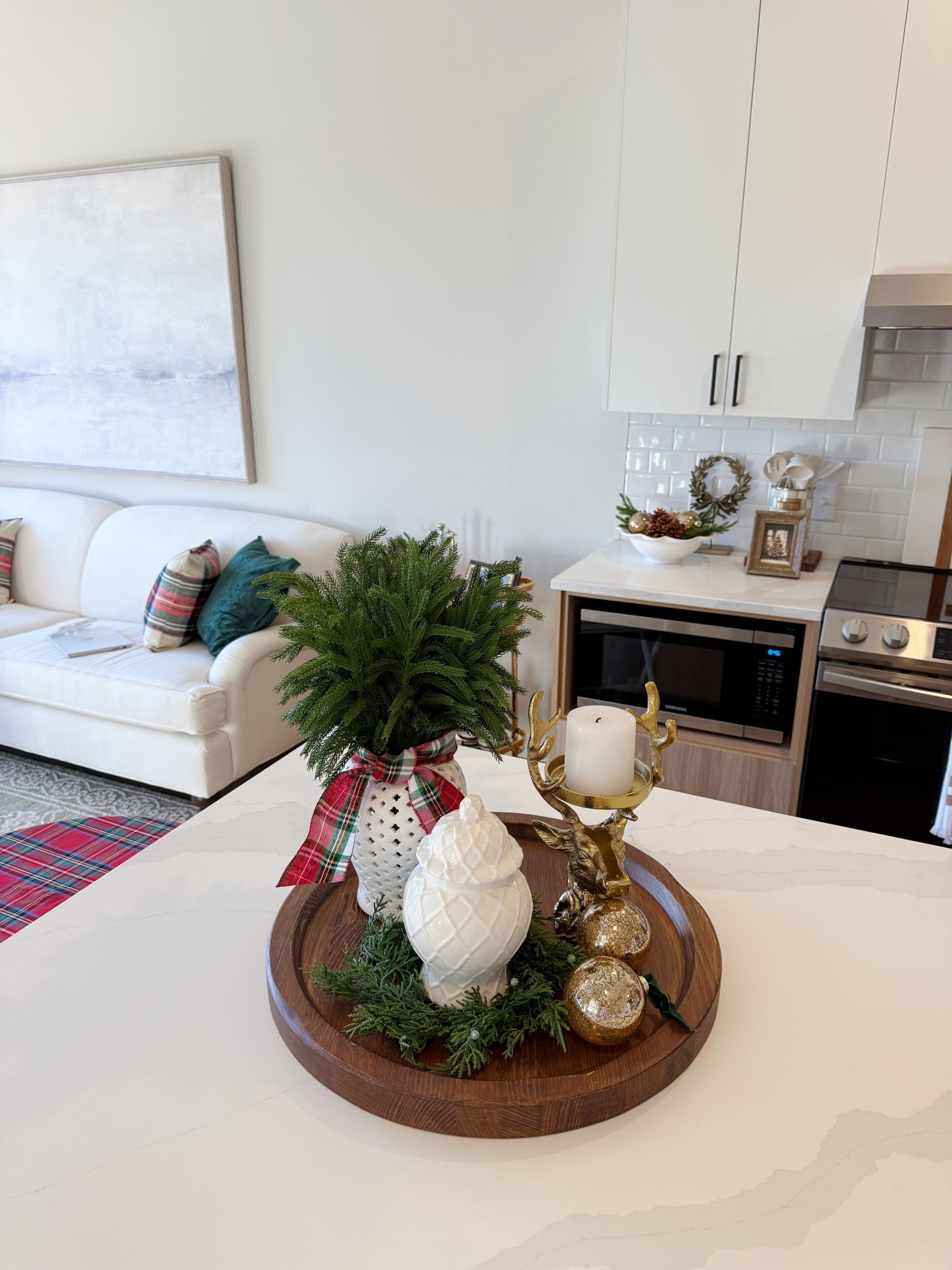 My holiday island decor for my apartment! 🎄 Shop the links below! 



#LTKSeasonal #LTKGiftGuide #LTKHoliday