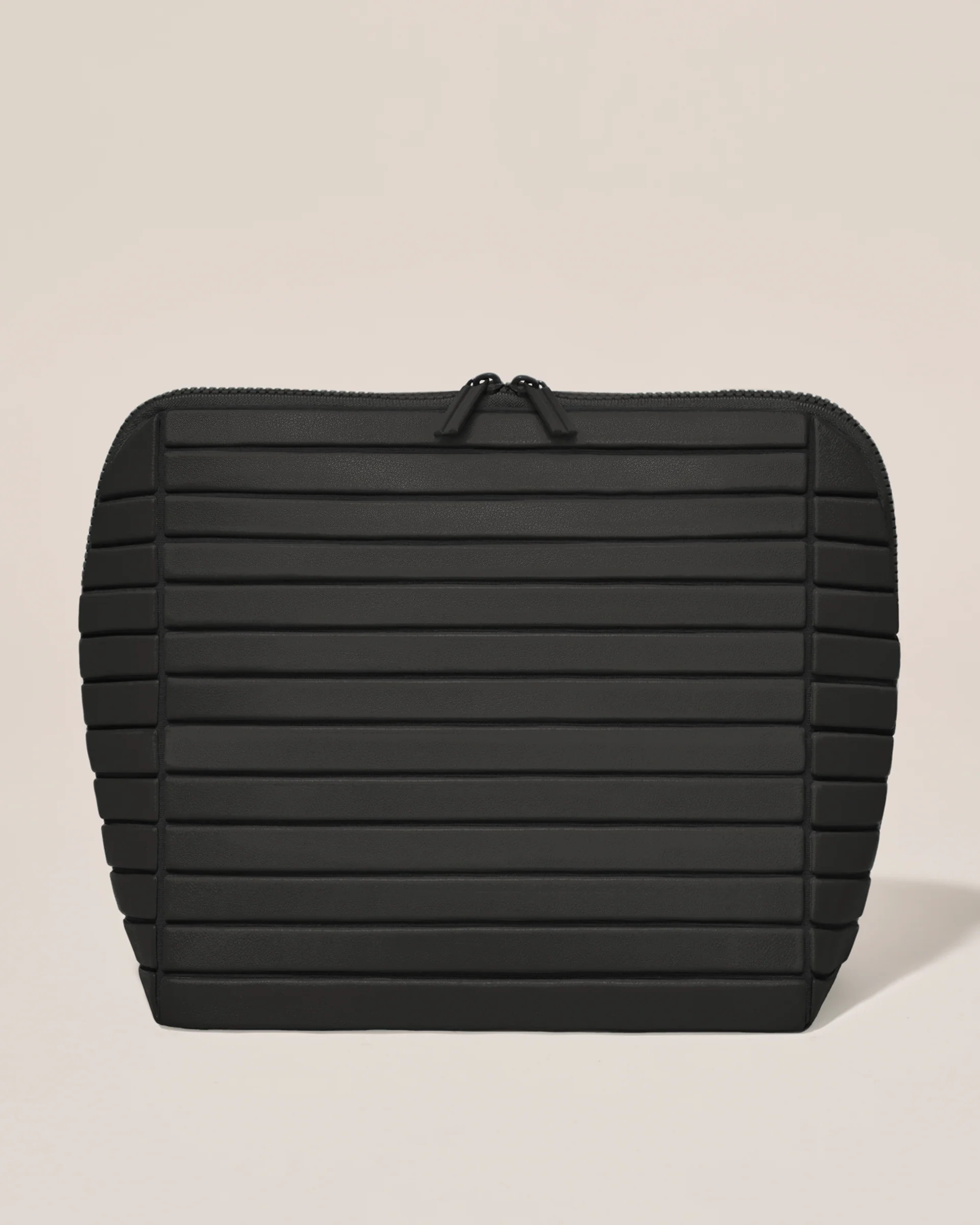 The Large Onyx Traveller - Onyx / Large | Afform