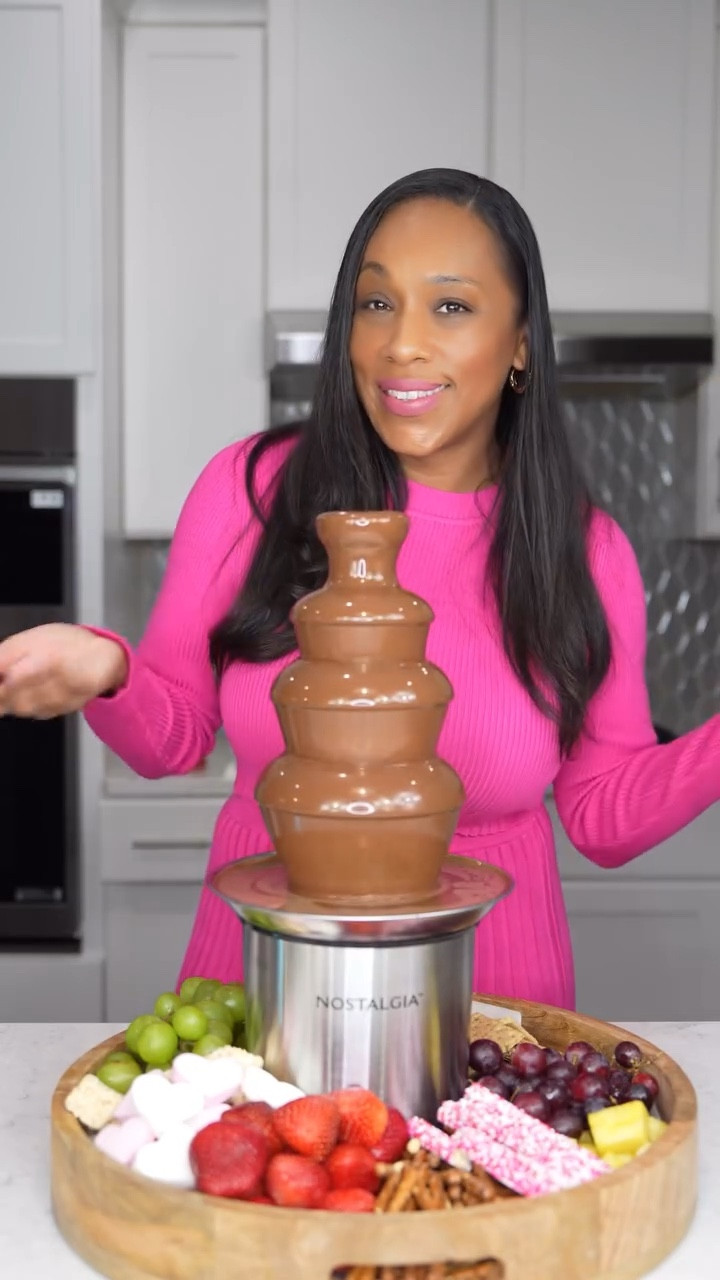 If you want to elevate your Valentine’s or Galantines’s Day, try this chocolate fondue setup! 🍫💕 

Perfect for date night, Galentine’s, or a fun family treat—it’s so easy to pull together with fresh fruits, marshmallows, pretzels, and more. 

Comment “Chocolate” and I’ll send you the link!

 #ValentinesDay #FondueNight #HostingIdeas #valentinesideas #fonduedechocolate #fondue #fonduenight #datenight #dateideas #familyfun #galentinesday #galentinesparty #galentines #valentinesparty