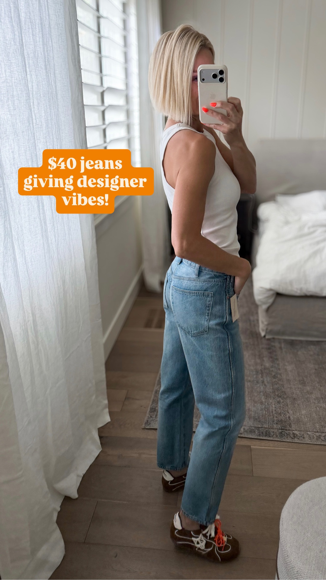 I’m super picky when it comes to denim, but this pair from @Target is giving high end jeans for a fraction of the cost. $40. I think they fit true to size as they are a boyfriend style. If you want a more fitted look then size down. Wearing light wash in my true size 4.
