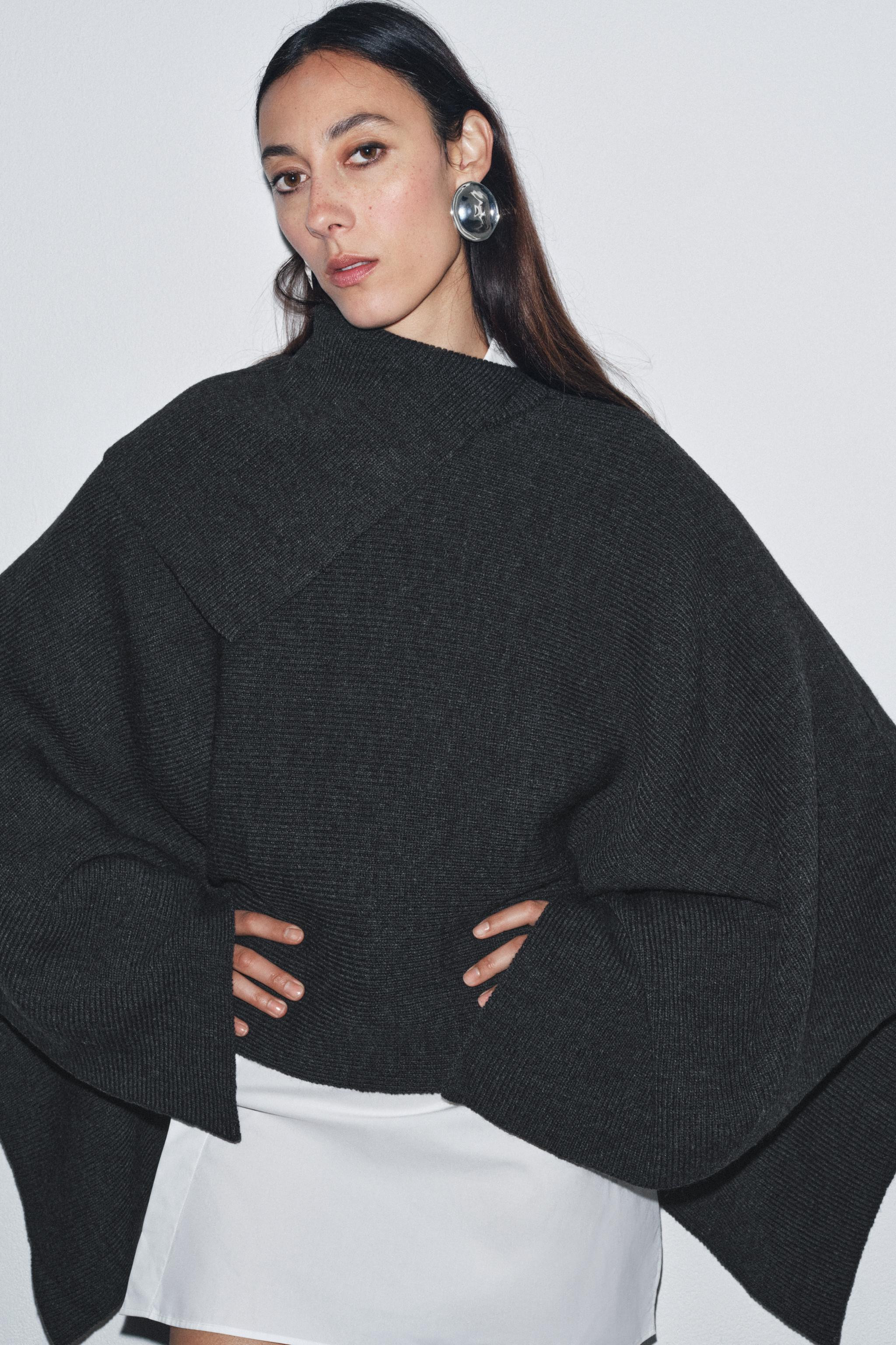 ASYMMETRIC NECK WOOL CAPE | Zara US
