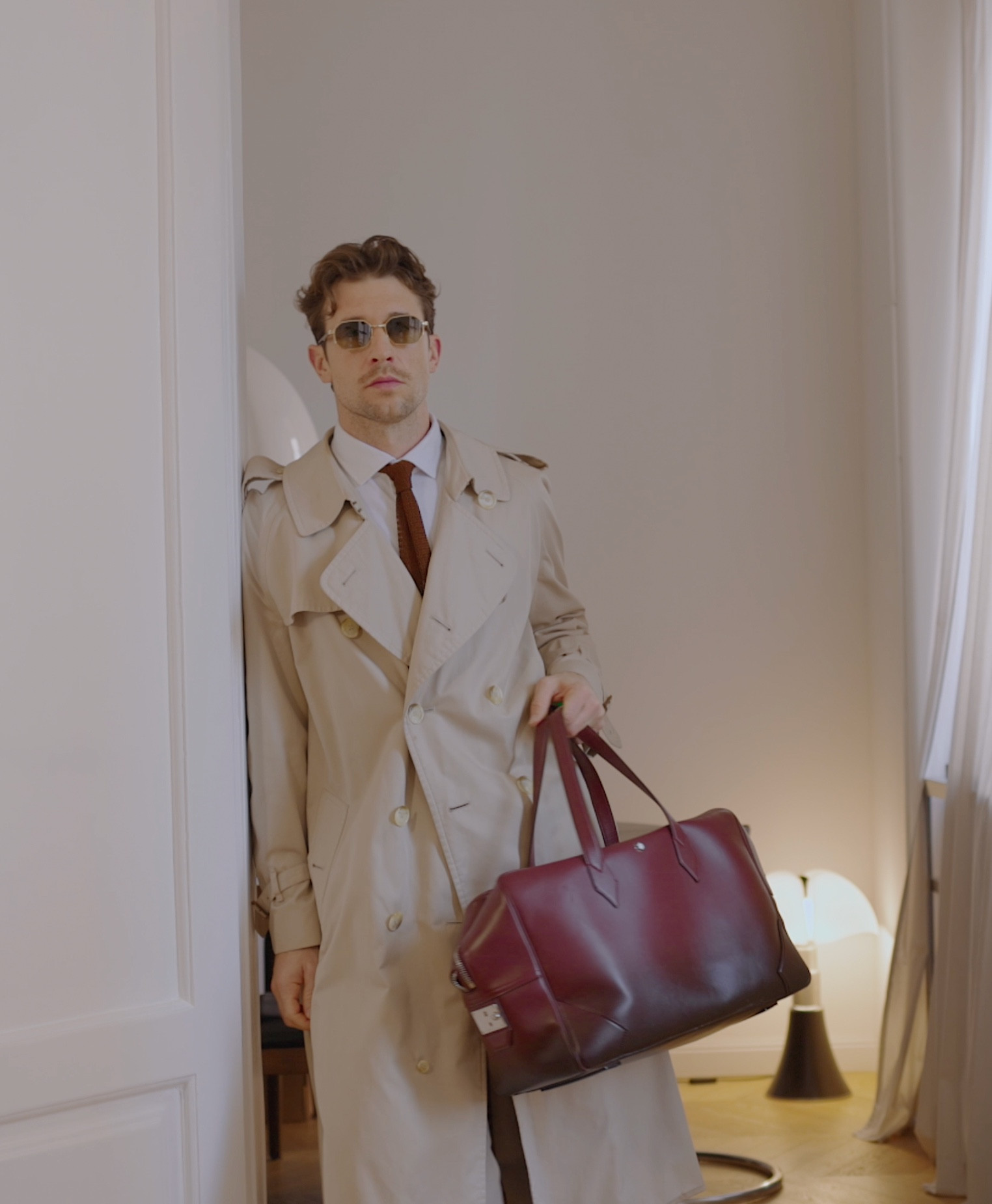 Spring layering with trench coat & vintage tie. Outfit inspired by the JFK jr. series. YouTube video for spring style 90s inspired outfit is live on my YouTube channel . #LTKdeutschland