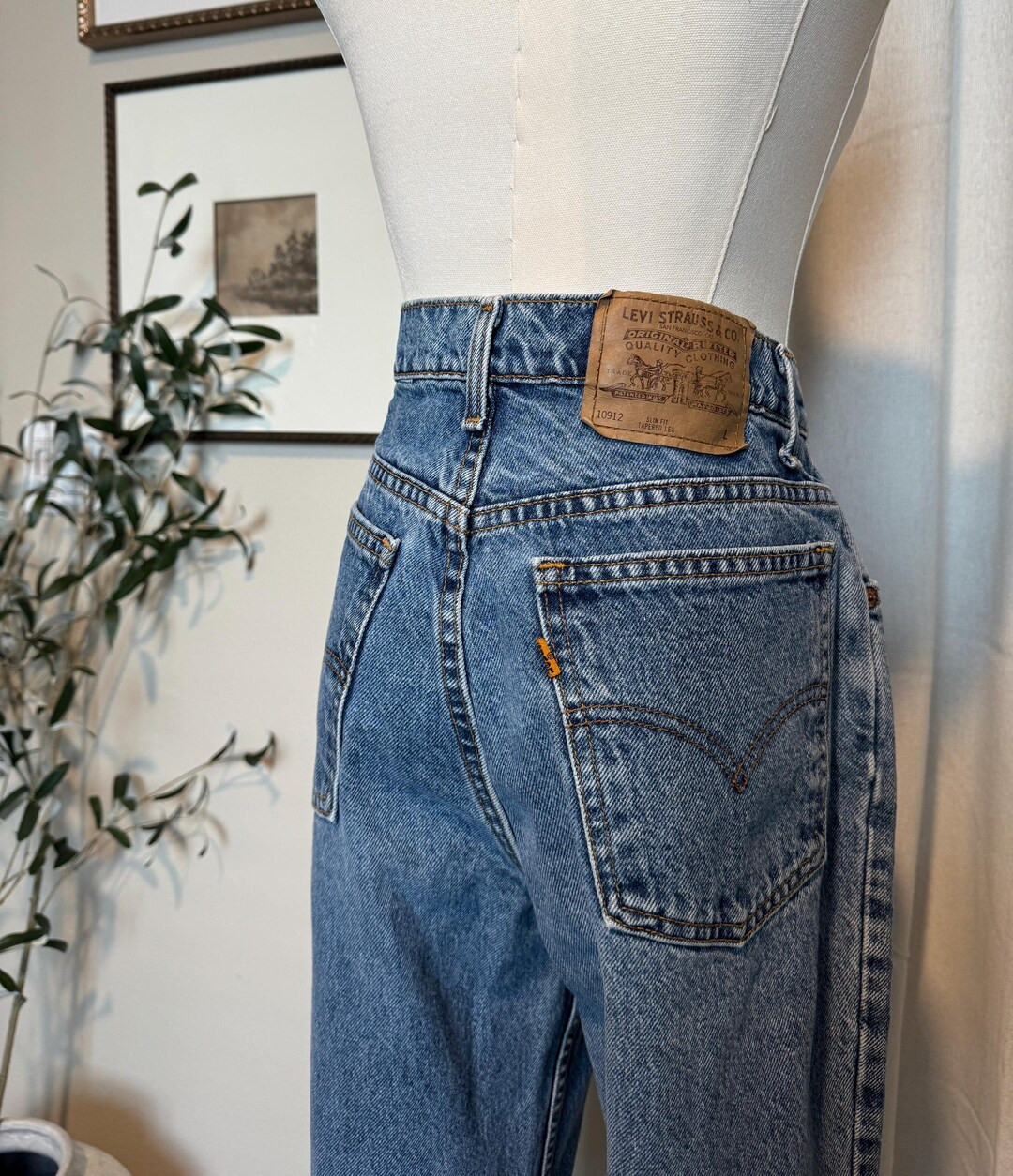 Vintage 912 Levi's 1990's 30" Waist Medium Wash Slim Fit Tapered Leg Mom Jeans Made in USA Rare O... | Etsy (US)