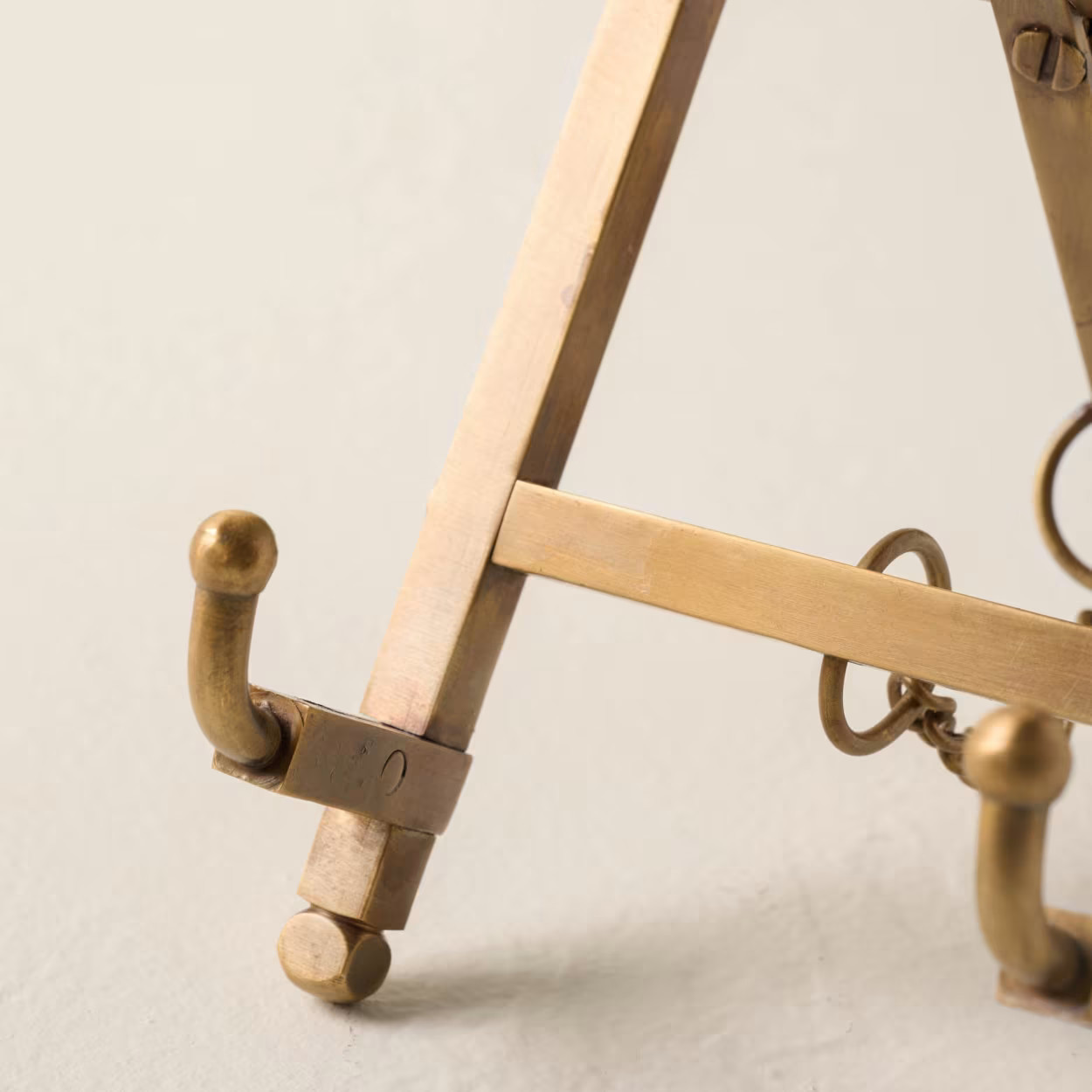 Brass Shelf Easel | Magnolia