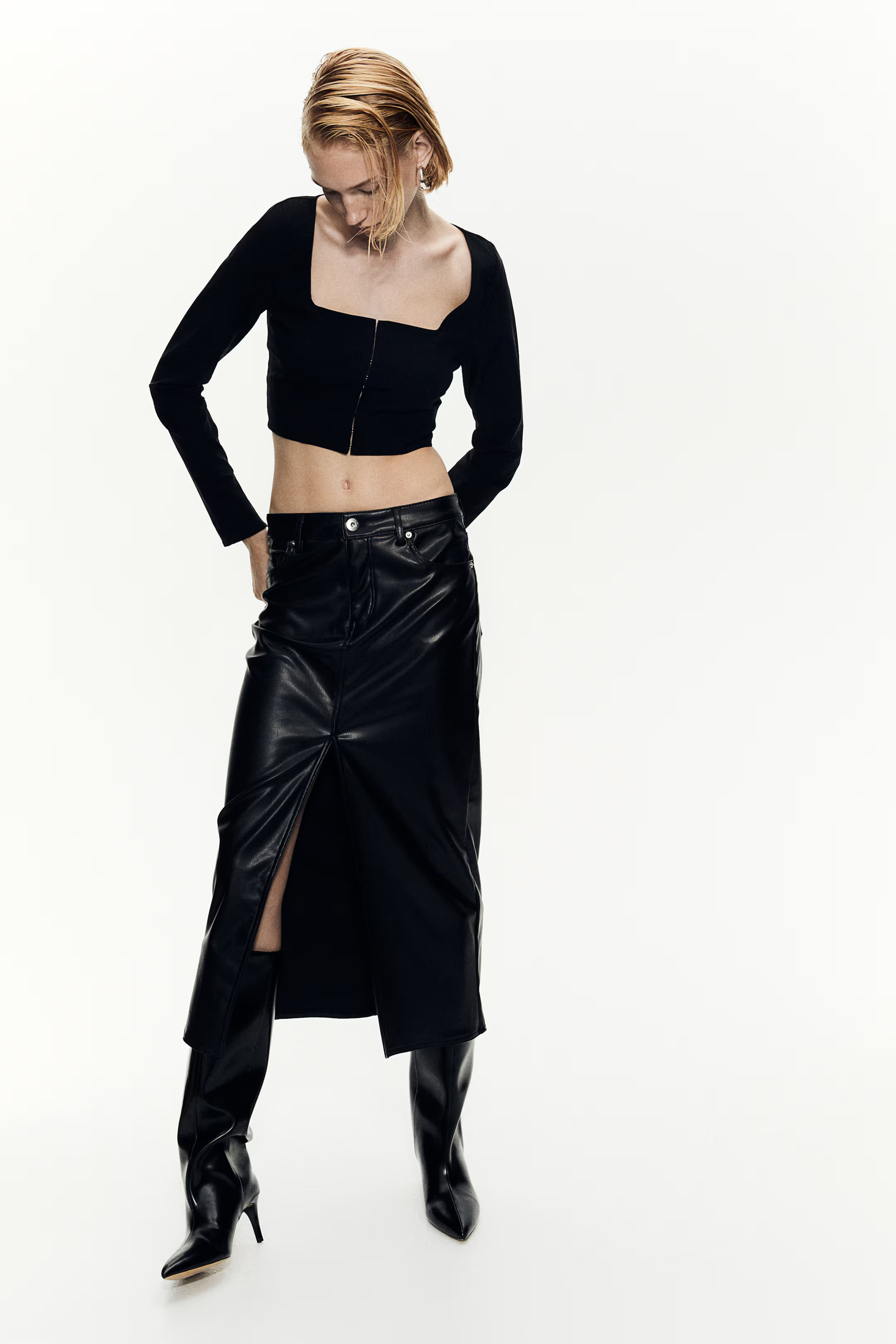 Square-neck top | H&M (UK, MY, IN, SG, PH, TW, HK)