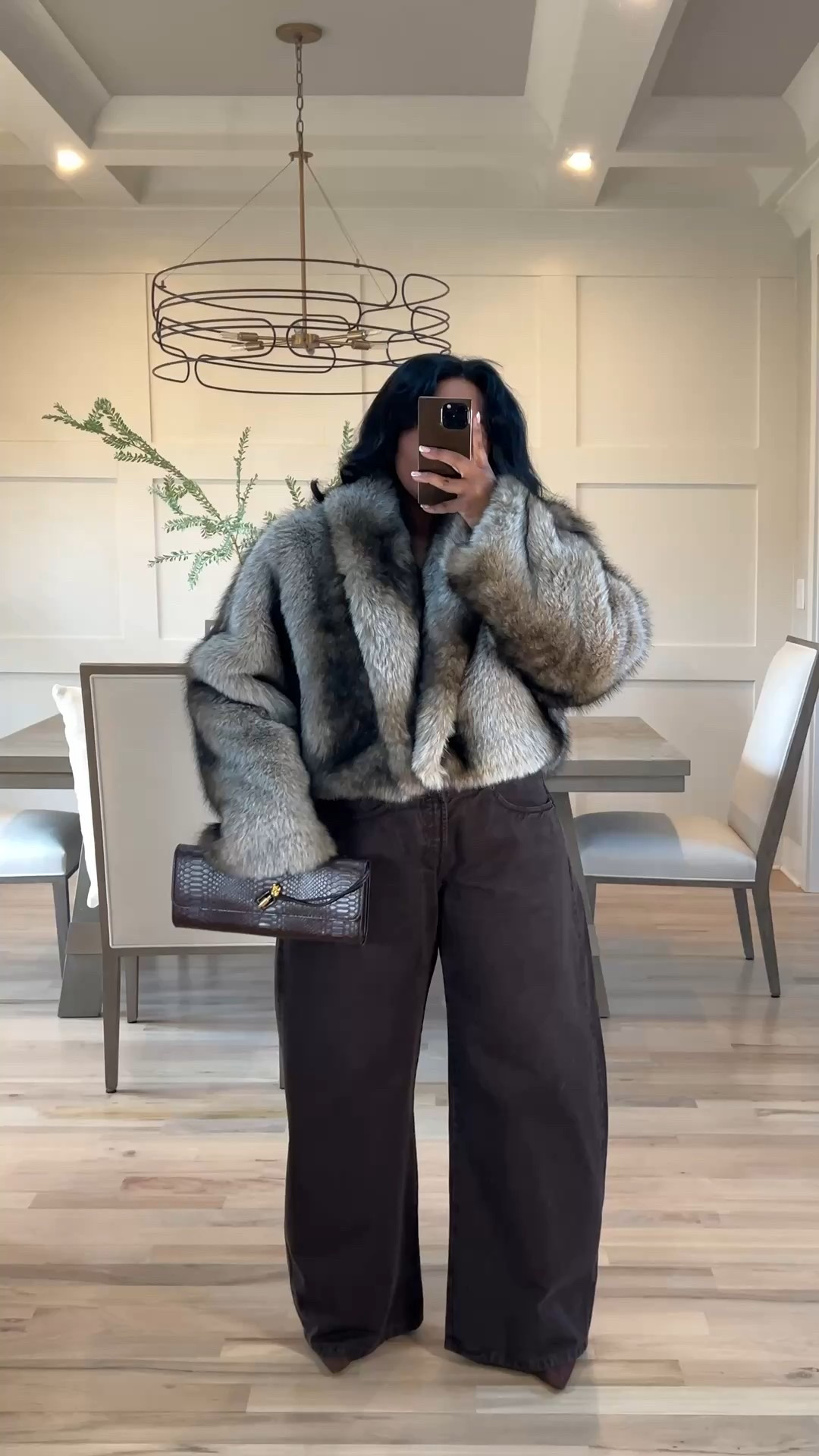 Winter Coat Collection ❄️

I’ve linked the coats that are still available online! The black long leather coat is from Jluxlabel. My denim jorts are from Fashionnova. 

#LTKSeasonal #LTKootd