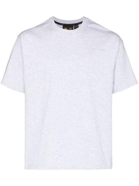 Adidas x Pharrell Williams T-Shirt - Farfetch | Farfetch (DE)