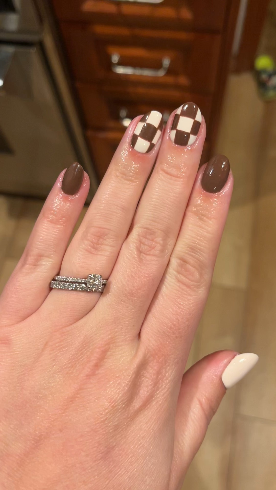 Another cute fall nail look using DND polish! I’ve linked everything I use for at-home salon-quality nails  

Fall nails
Checkered nails 
DND polish
DND sale

#LTKSeasonal #LTKselfcare #LTKBeauty