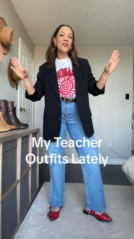 Some teacher outfits!
Black blazer, wide leg jeans, red pointed flat shoes, blue knit cardigan, black suit vest, denim trench coat, wide leg black jeans, high rise tailored pants, striped cardigan, white T-shirt, beige cardigan. 


#LTKworkwear #LTKstyletip #LTKVideo