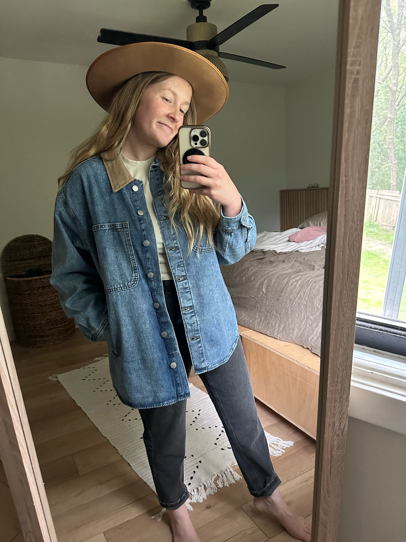 The viral target jeans jacket! Not sold online so I linked the dupe! #walmartfinds #targetfinds #jeanjacket #fallfashion
 

#LTKFallSale #LTKSeasonal