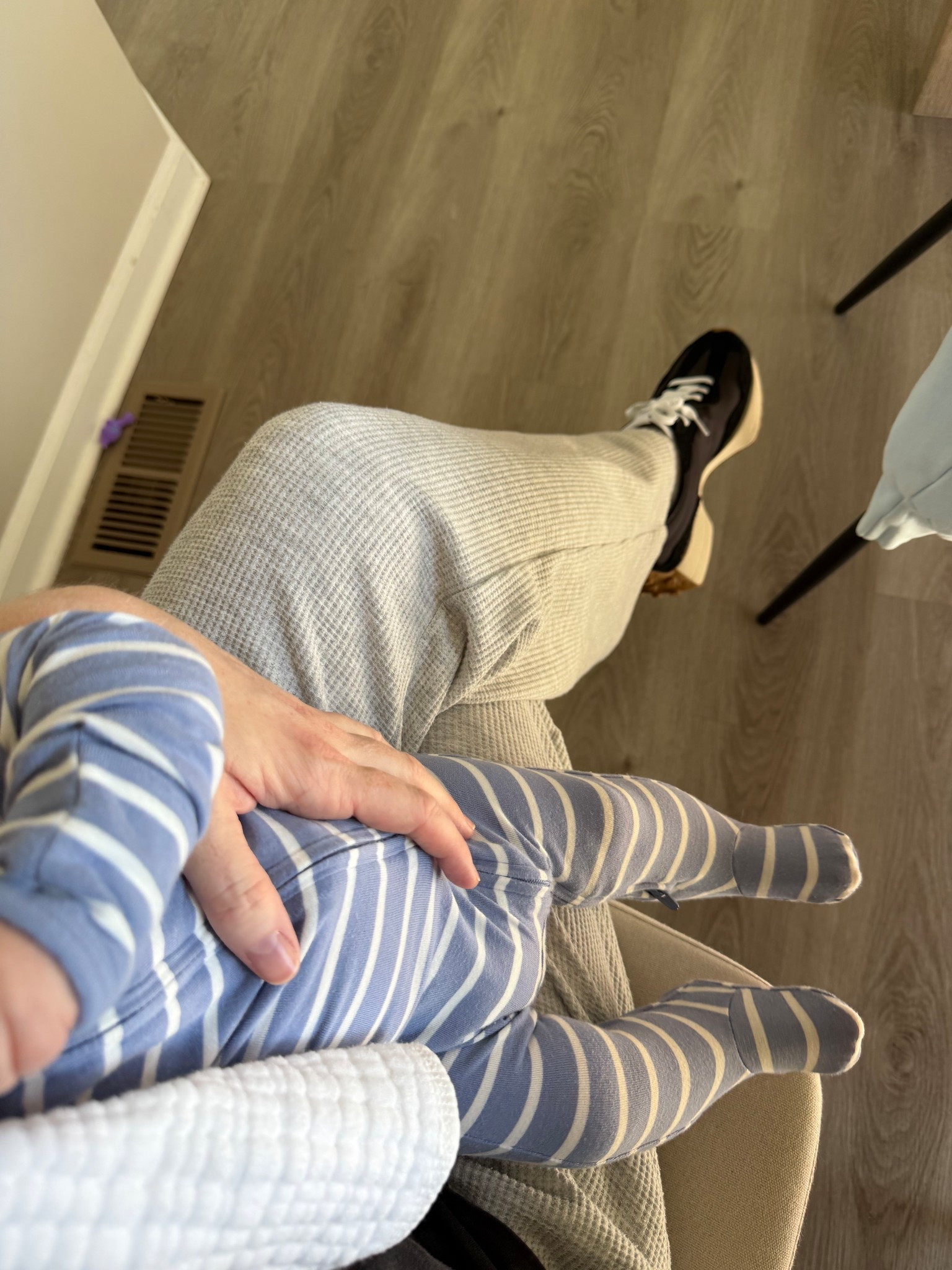 We live in loungewear. Size up a half size in the shoes. 

Wide leg sweatpants
Loungewear 
New balance 327
Baby onesie 


#LTKBaby #LTKootd #LTKmomlife