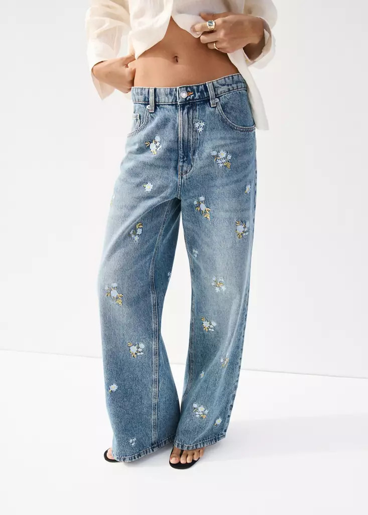 Flower-embroidered straight-fit jeans - Women | MANGO USA | Mango (US/MX/AU)