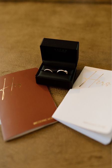 Vow Books & Rings 