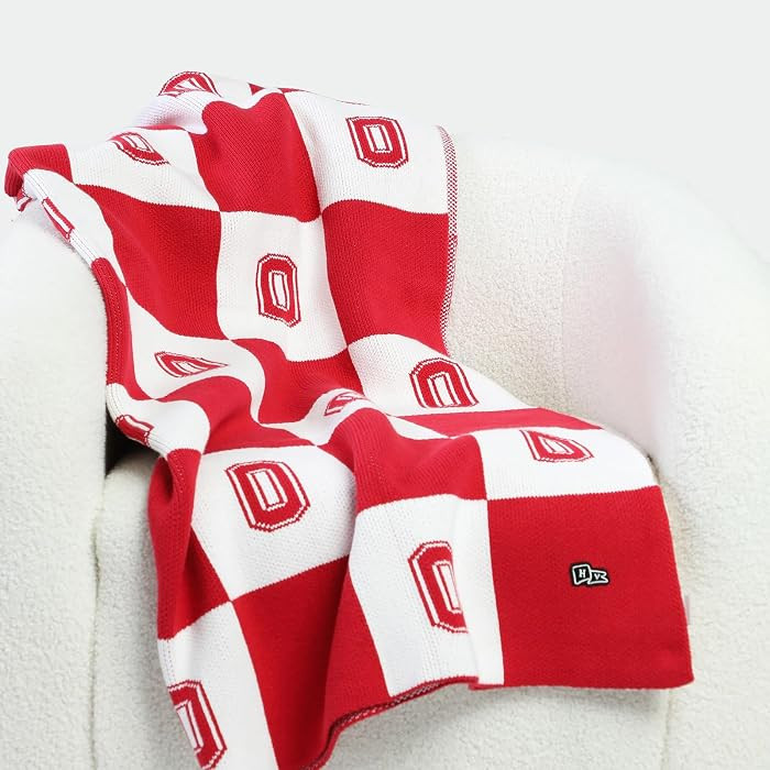 Ohio State Throw Blanket | Amazon (US)