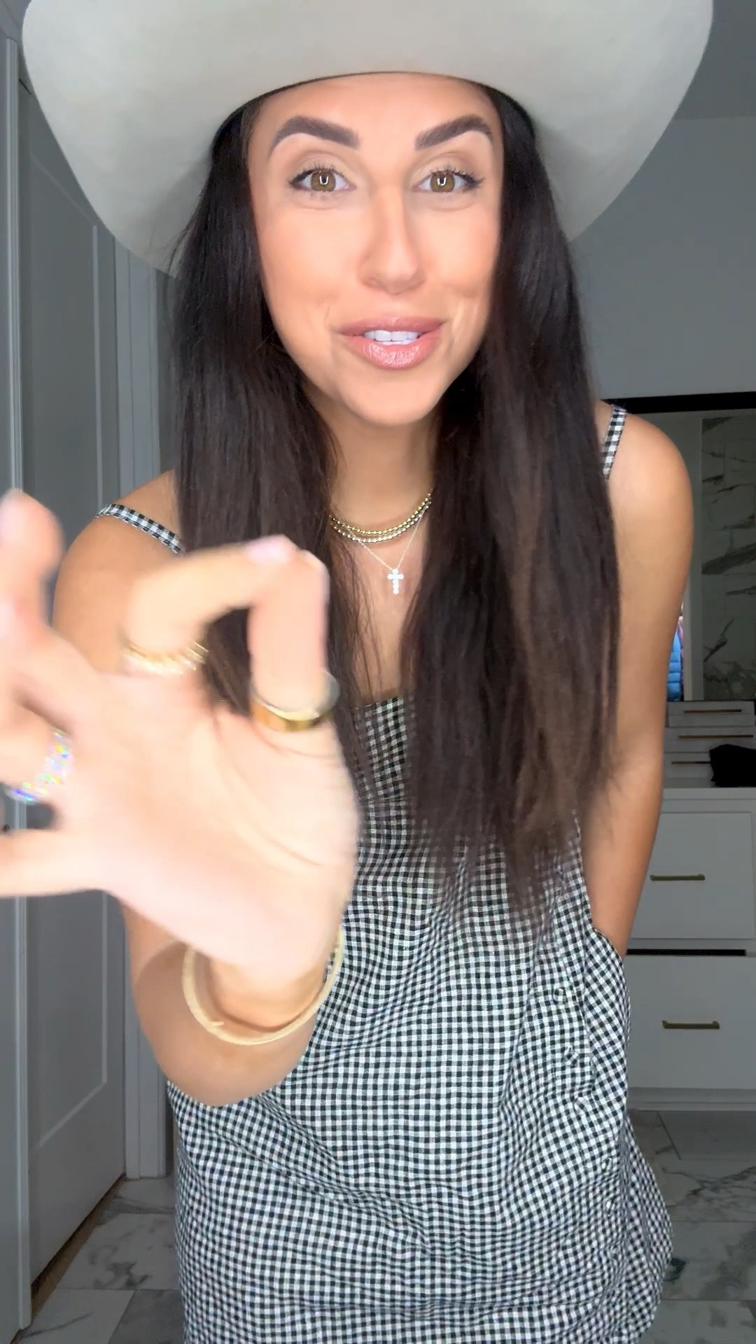 If this dress is still in stock you know it’s a goodie!! Has built in shorts underneath! 

Size: small

Dressupbuttercup.com #dressupbuttercup #dederaad 


#LTKSeasonal #LTKootd #LTKFestival