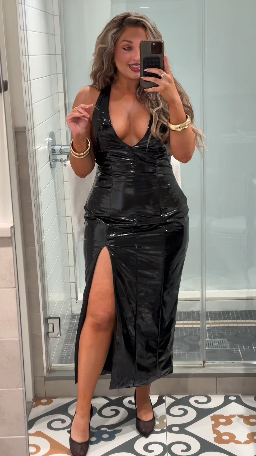 NYFW OOTN! Loving this leather dress. Sooo comfy and stretchy. Wearing a US8.

#LTKStyleTip #LTKFindsUnder100 #LTKNYFW