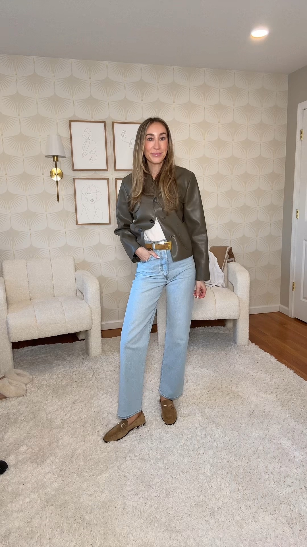 I’m in an XS in this jacket but I probably could’ve done a small. Jeans are true to size - I wear a 29” length! 

#LTKgrwm #LTKootd