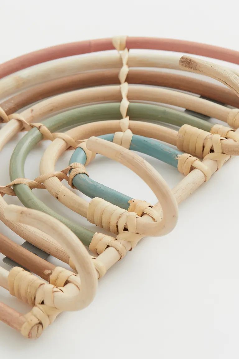 Rainbow-shaped Hanger Rack | H&M (US)