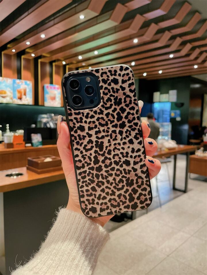 Leopard Print Phone Case Compatible With iPhone 15/15Pro/15Plus/15Promax | SHEIN