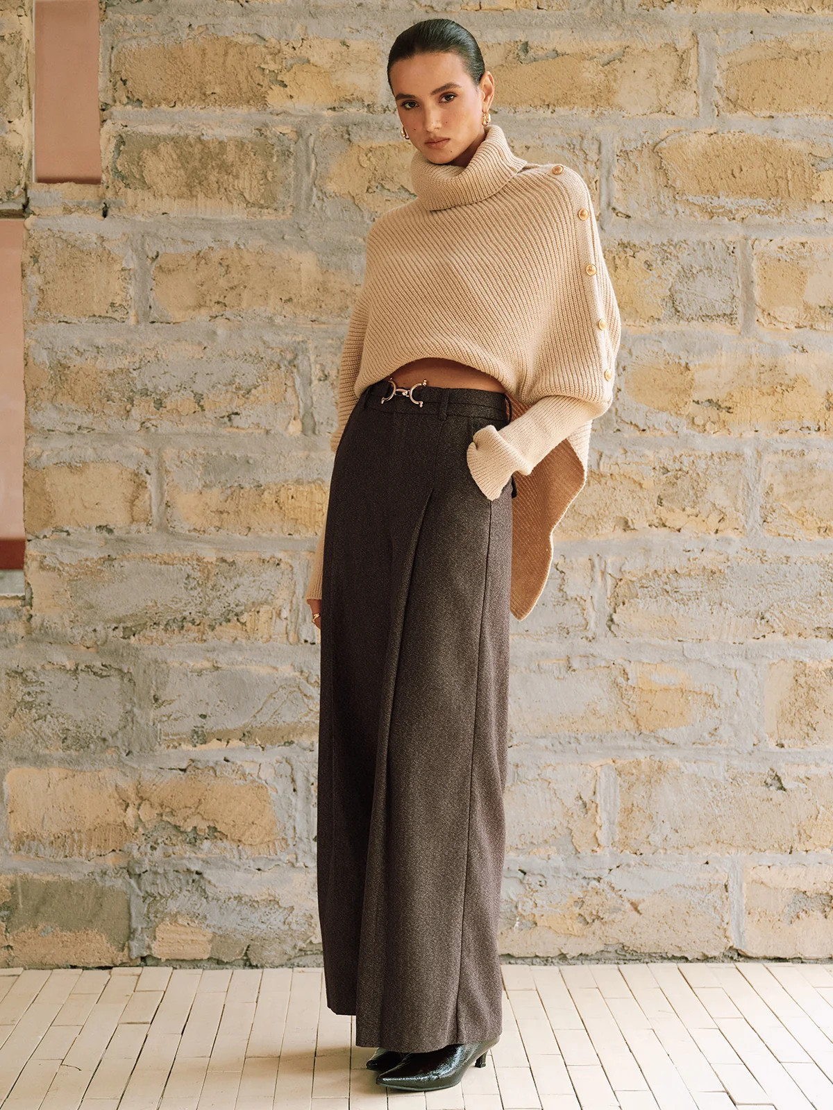 High-Waist Pleated Wide-Leg Pants | Commense