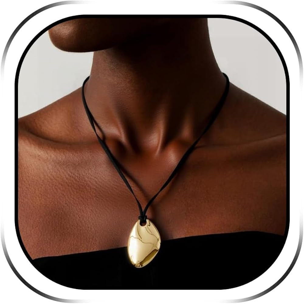Chunky Necklace for Women Boho Long Pendant Necklace Chunky Charm Gold Statement Necklaces Boho J... | Amazon (CA)