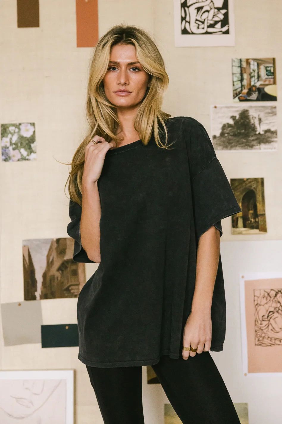Lily Oversized T-Shirt in Black | Bohme