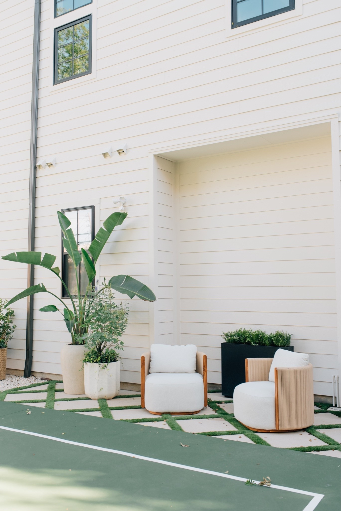 Backyard details

#LTKHome #LTKSaleAlert #LTKSeasonal