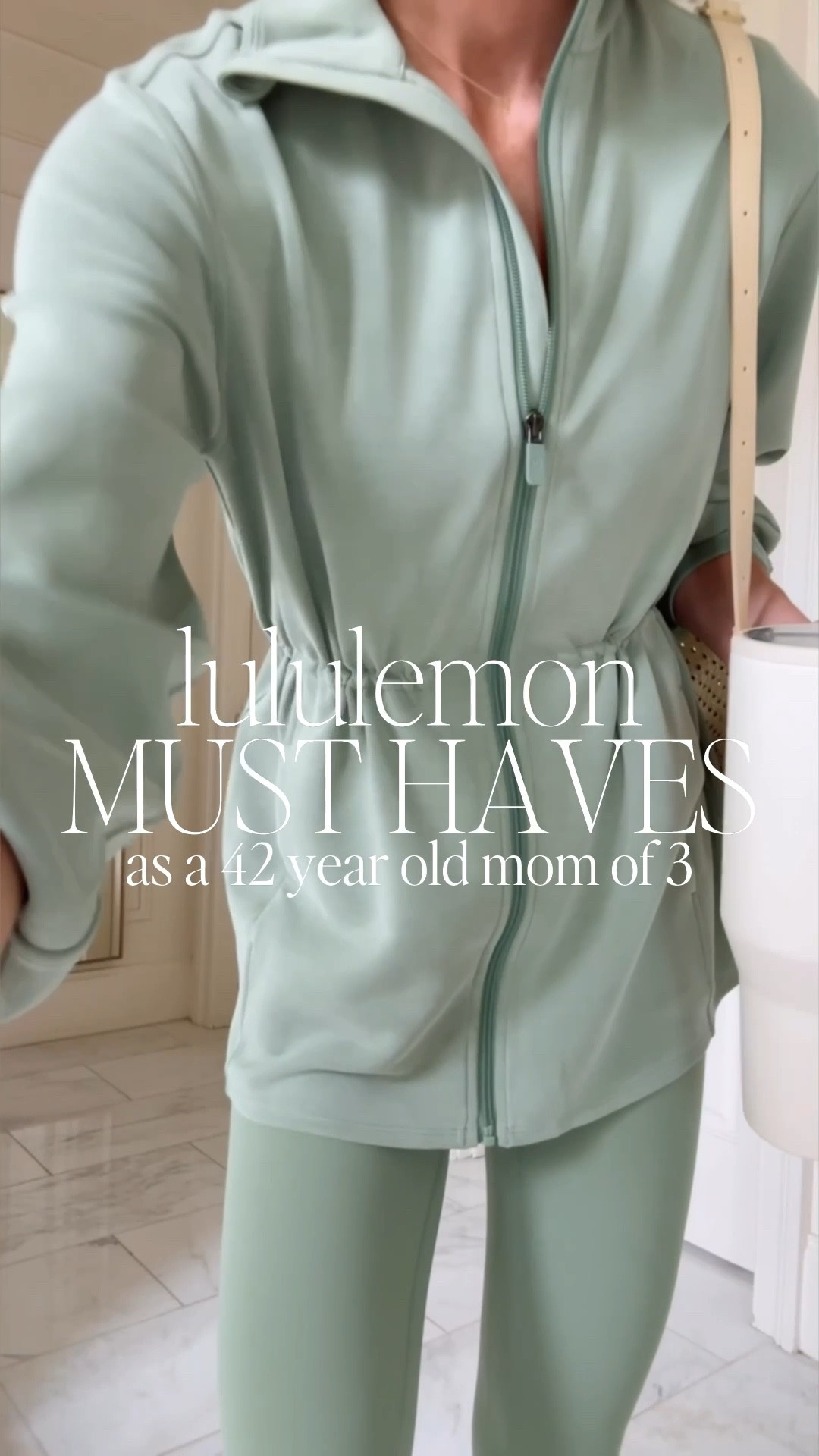 Spring summer causal mom outfits from Lululemon. I'm wearing size small in my top and 4 in bottoms 