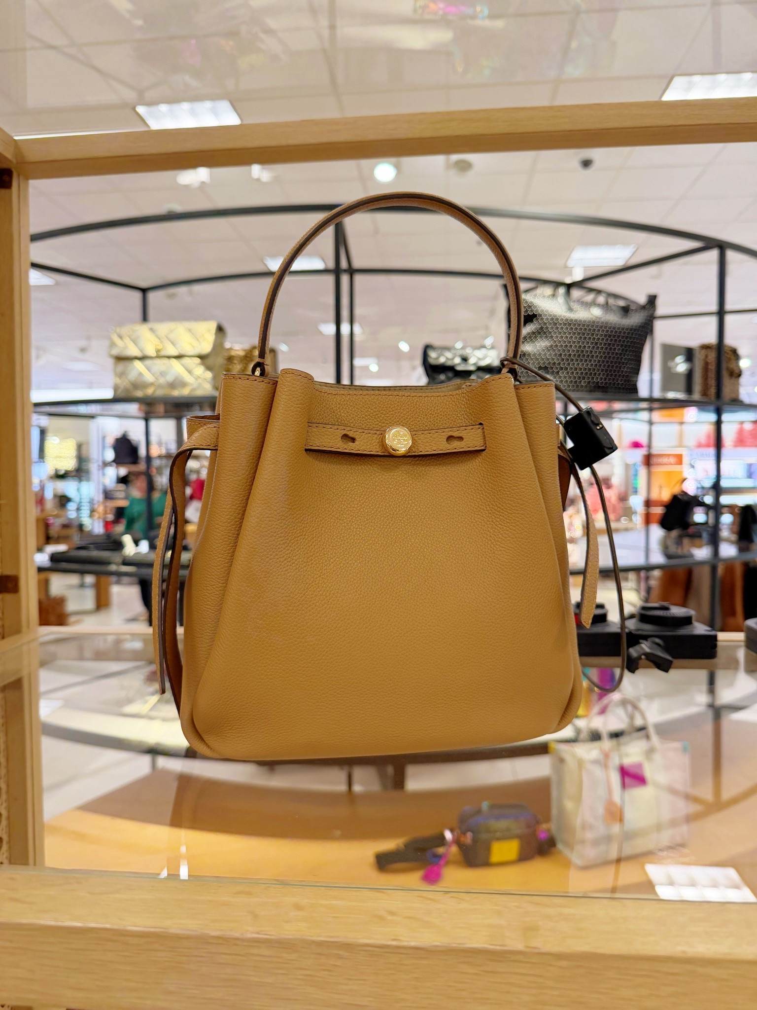 Last minute gift idea for her! Select Prime shipping at checkout to receive before Christmas! 

On my wishlist…this beautiful Tory Burch pebble leather crossbody bucket bag! Available in several colors and the perfect size to carry all of your daily essentials! It has a magnetic snap closure, adjustable drawstring, top carry handle and an adjustable crossbody strap. Great for everyday wear, workwear and travel. Perfect gift for her for the holidays!

Gift guide for her, gifts for her, Christmas gift guide, holiday gift guide, leather bag, tan bag, black bag, splurge gifts

#LTKOver40 #LTKGiftGuide #LTKHoliday