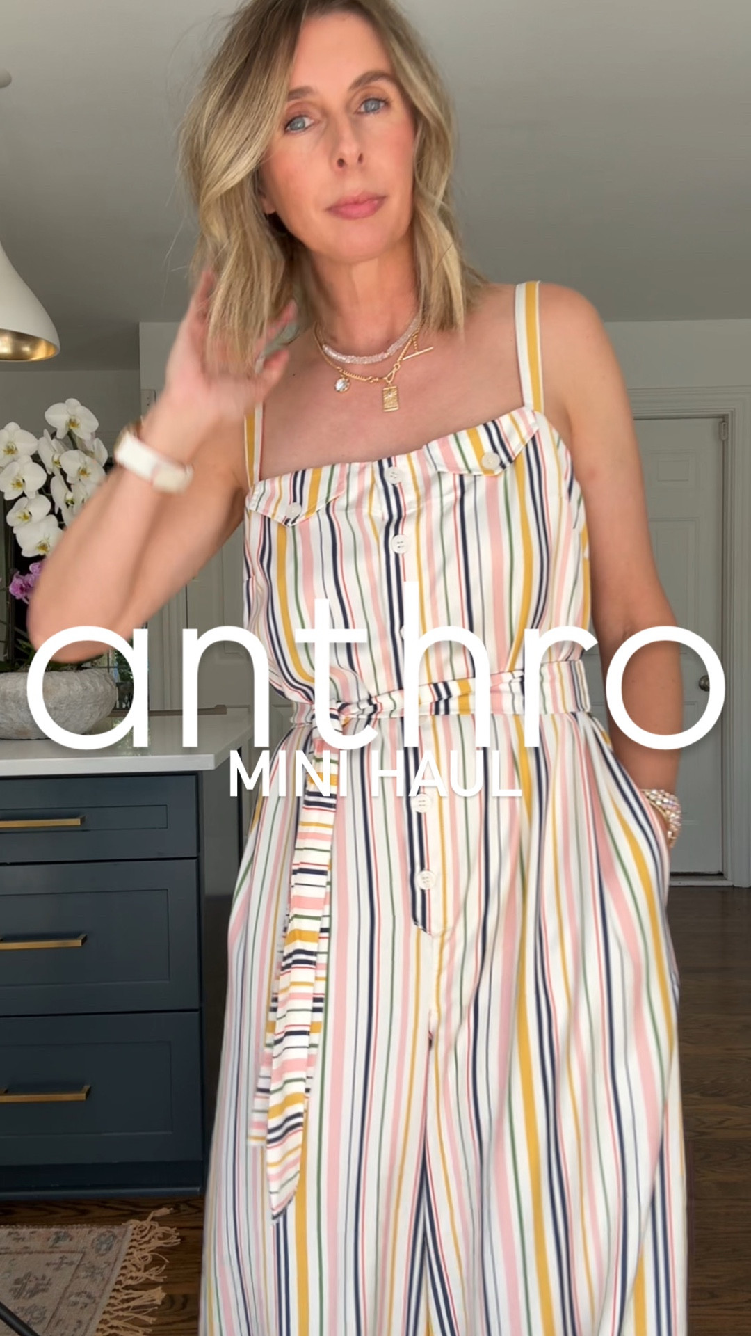 i might have cried in the way there, but this anthro trip turned things around!! drop any comment and i’ll share the links!

wearing a small in both the jumpsuit and greentee. 

so, talk to me. am i the last one to know about champagne pong?! also, loving this jumpsuit. i think the stripes are so unique annnnd i saw it’s on sale right now. unlike this necklace (sorry!) that i’ve been wearing on repeat. seriously, it does it alllll because you can wear each piece separately or mix and match so many ways! (imi’m very into buying small everyday things that make me happy, colorful mugs, colorful cups. worth it! and this tee…oversized, cool af. i love it! 


anthropologie sale. jumpsuit. summer style. colorful cups. layering necklace. champagne pong. hostess gift. oversized tee. 


#LTKParties #LTKOver40 #LTKSaleAlert