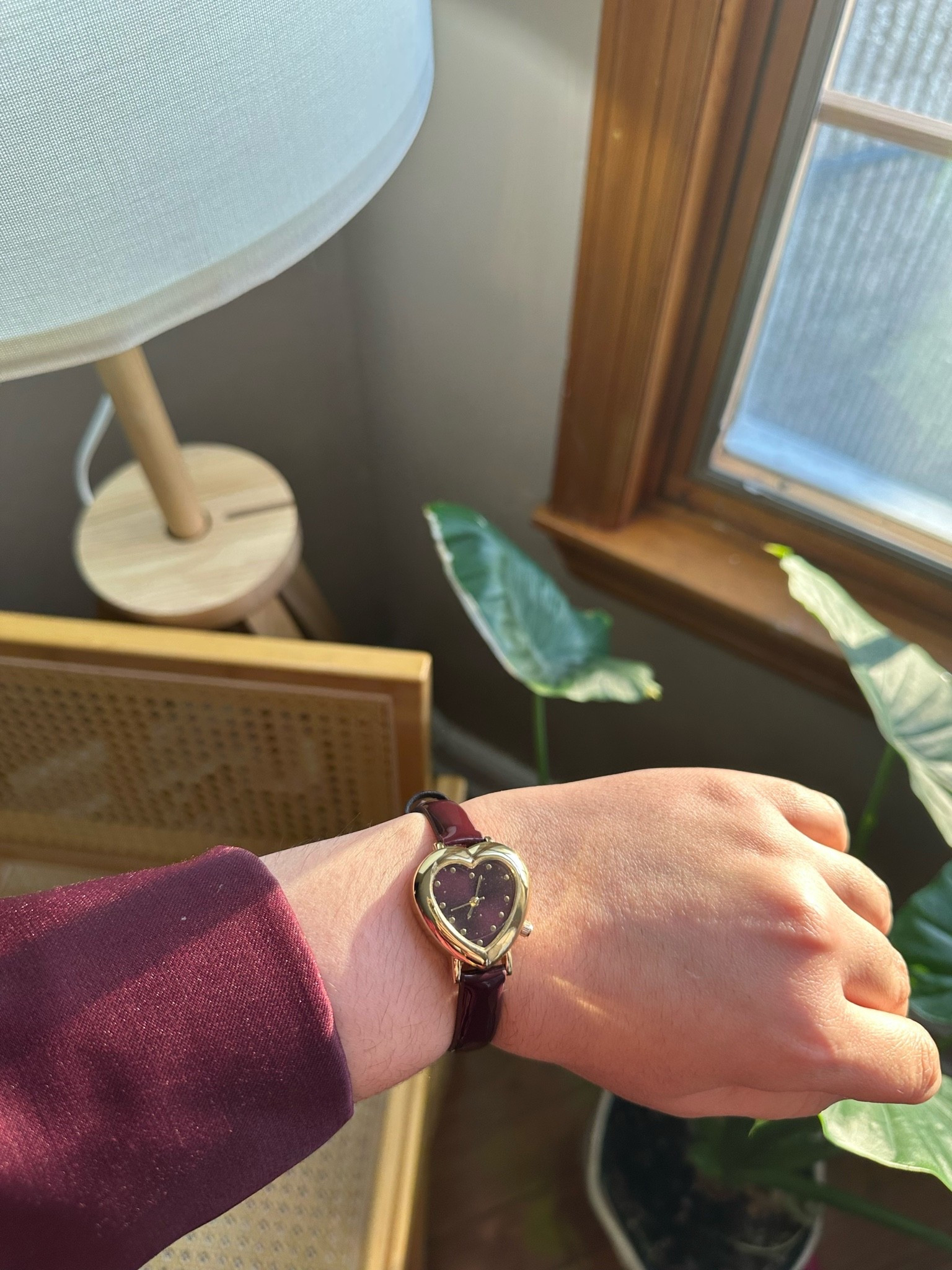 Faux leather watch very stylish with a timeless, sleek finish.

#LTKMothersDay #LTKgrwm #LTKootd