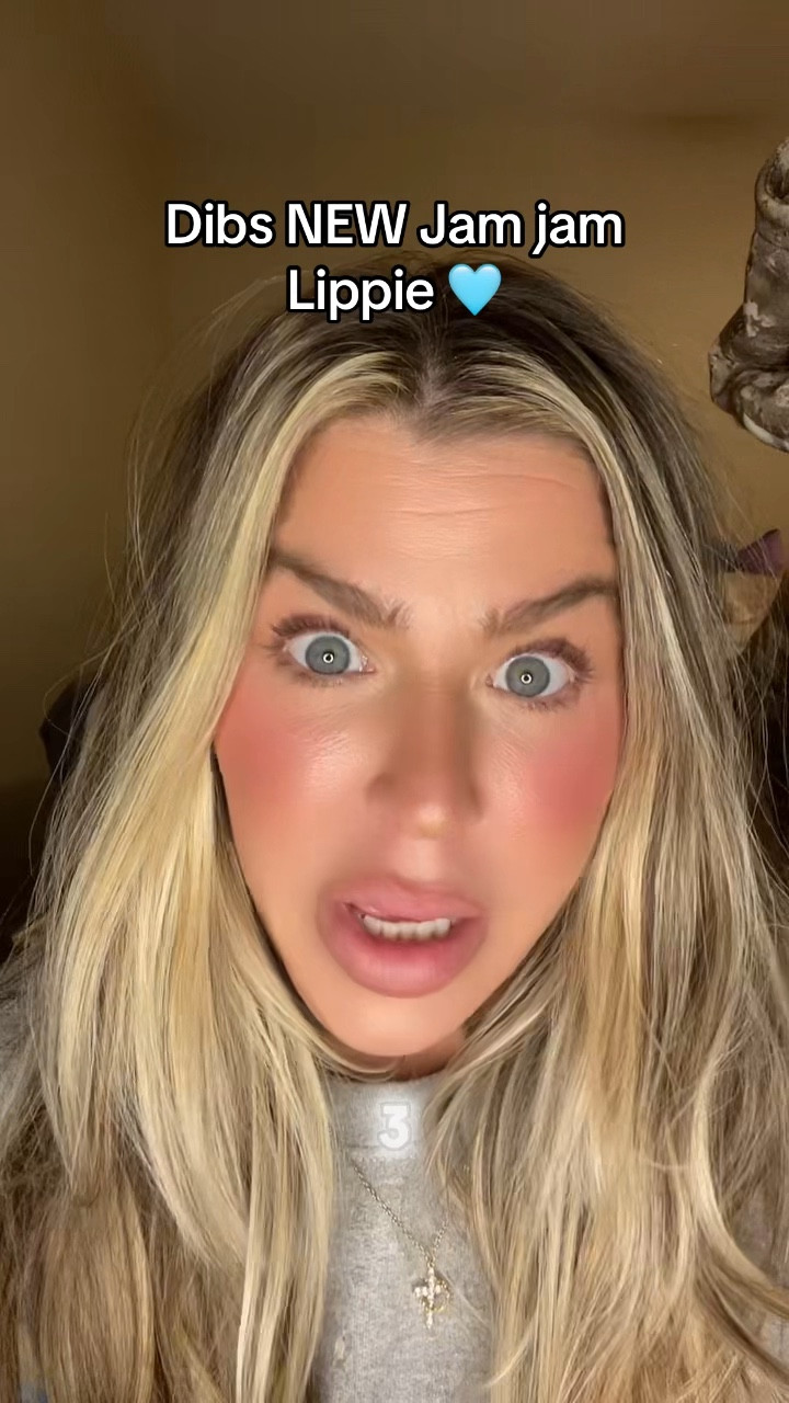 DIBS BEAUTY NEW JAM JAM LIP! Shade Blueberry Ice ! Its STUNNING !! #lipcombo #makeup #dibsbeauty #makeuplife #lips #lipbalm #lipplumper 

#LTKBeauty #LTKMostLoved #LTKWatchNow