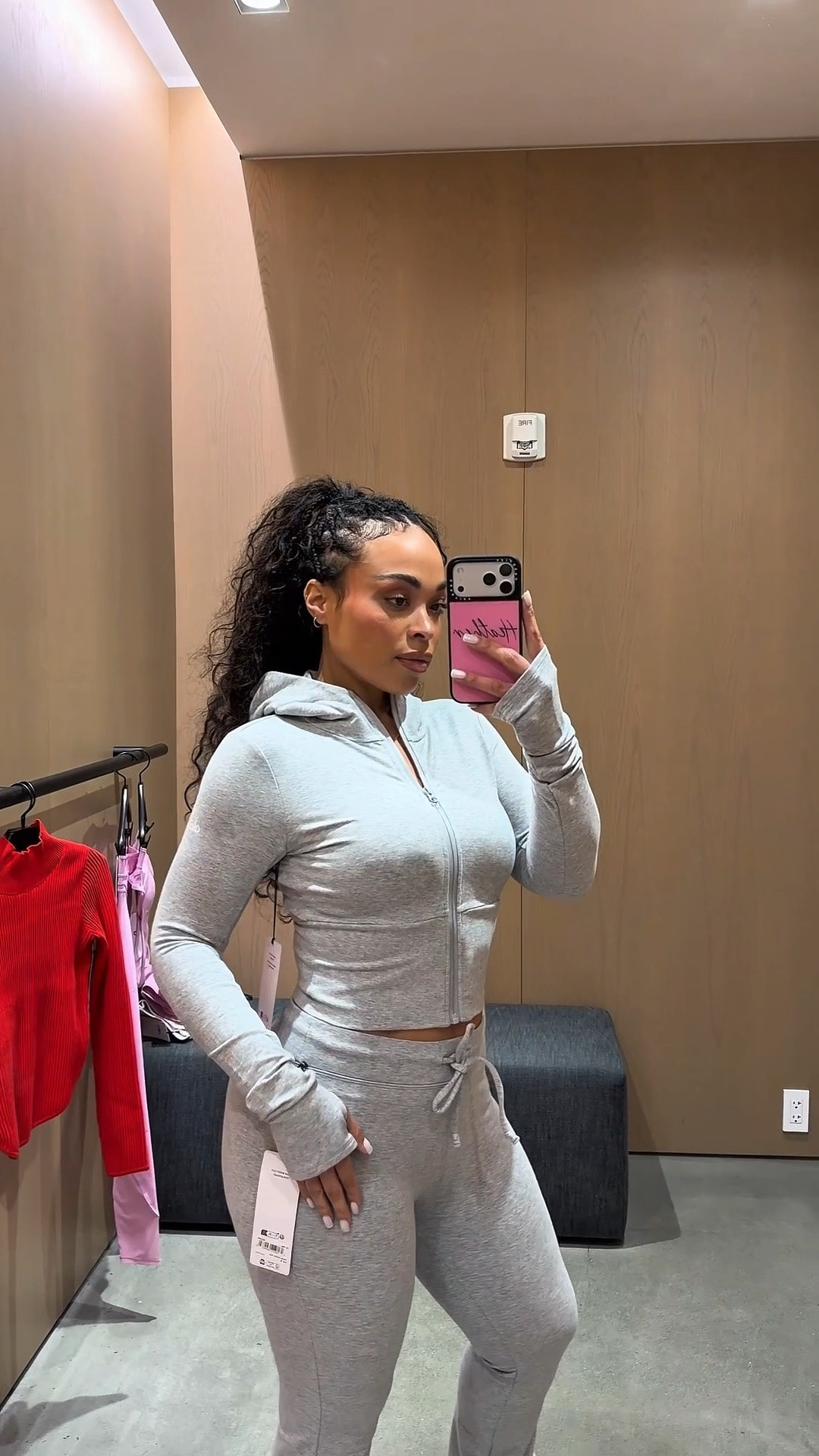 🩶🩶🩶

#LTKValentine #LTKootd