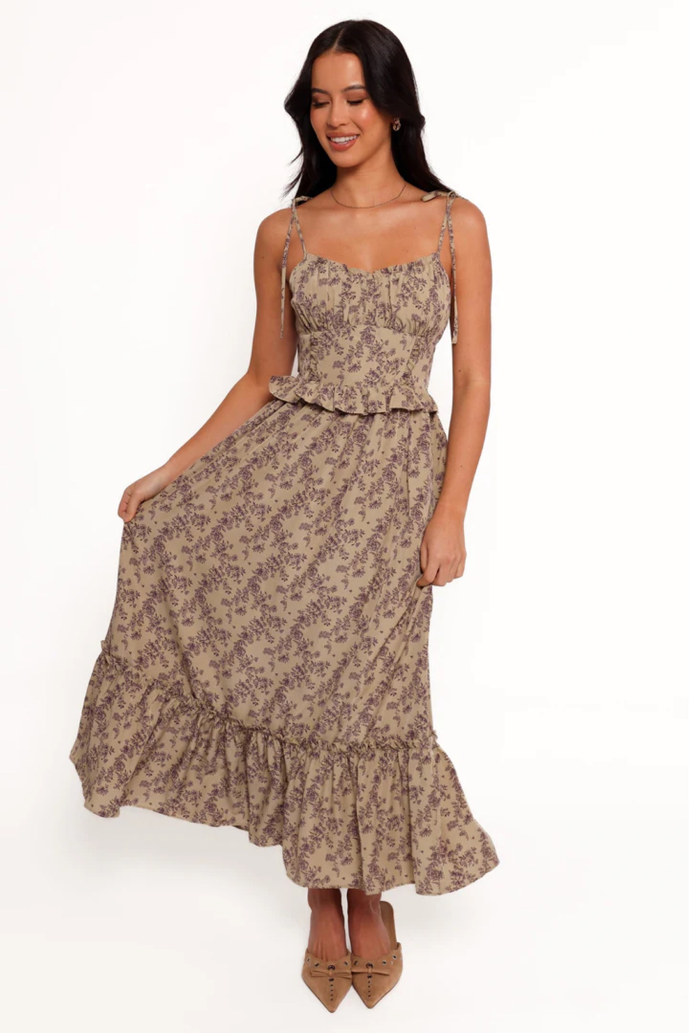 The prettiest fall dress #petalandpup #falldress