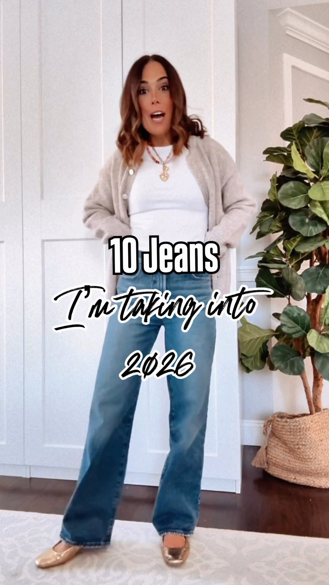 💬 “DENIM” and I’ll send you all the links.
These are the 10 pairs of jeans I’m taking into 2026 🙌🏻
The ones that actually get worn, washed, and reached for again and again.

✔️ flattering
✔️ comfortable
✔️ work for real life
✔️ zero “why did I buy these” energy

If you’re rebuilding your denim lineup or want fewer but better jeans… this is it.
🔗


#LTKSeasonal #LTKFindsUnder100 #LTKOver40