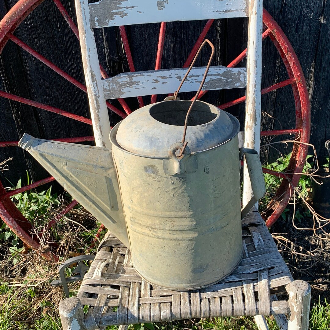 Rustic 2 Gallon Galvanized Watering Can, Vintage Aged Metal Container Wedding Garden Shed Decorat... | Etsy (US)