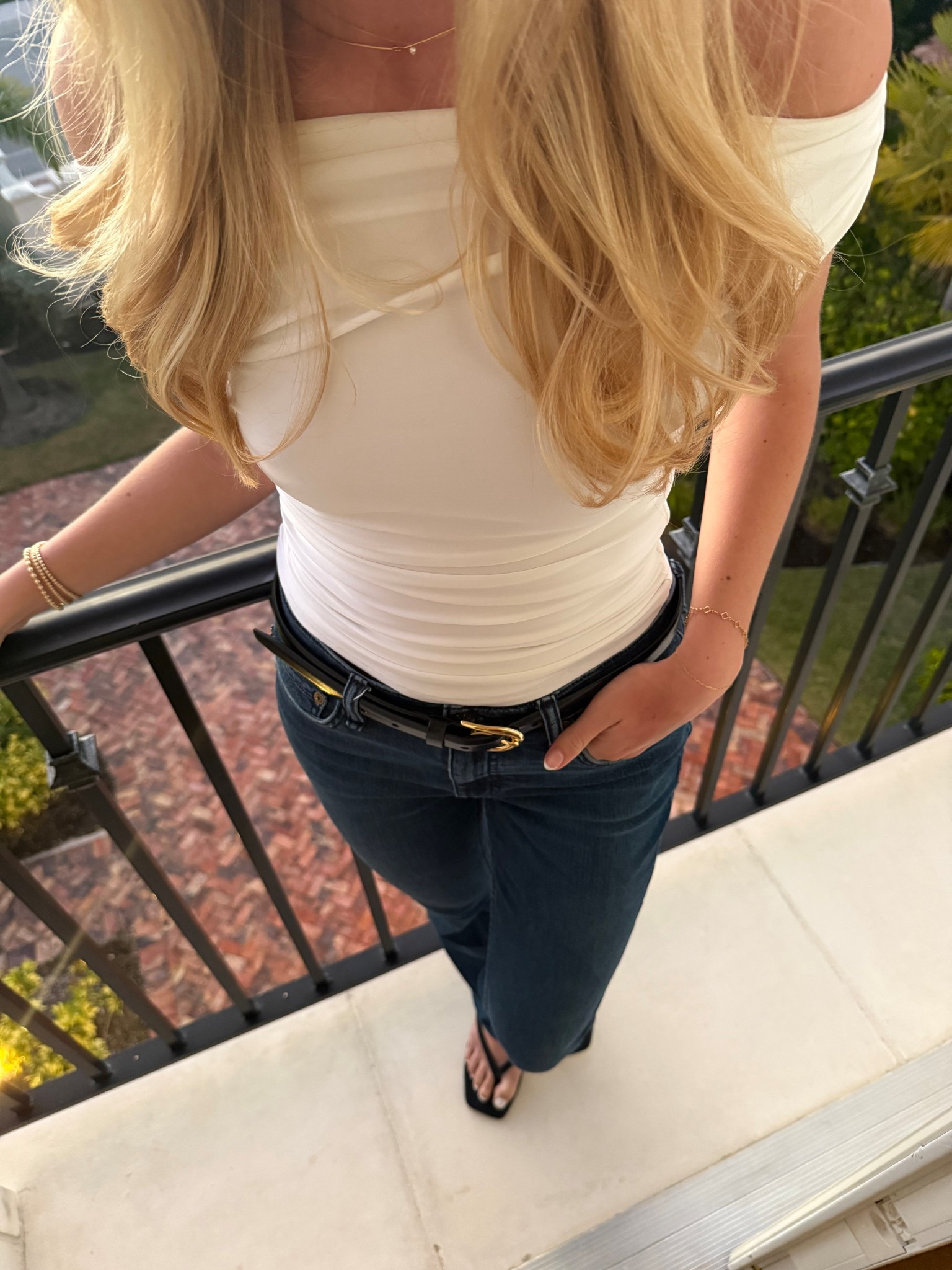 Top - xs 
Jeans - 25
Shoes - 8 


#LTKPetite #LTKTravel