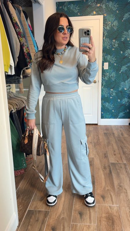 Todays outfit! One of my favorite Amazon loungewear sets and new anthro necklace ♥️ 

Casual outfit | winter outfit | ootd | amazon find | amazon fashion

#LTKVideo
