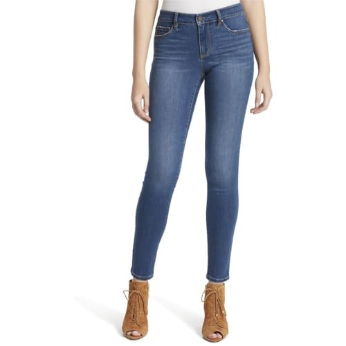 Jessica Simpson Women's Kiss Me Skinny Jeans | Amazon (US)