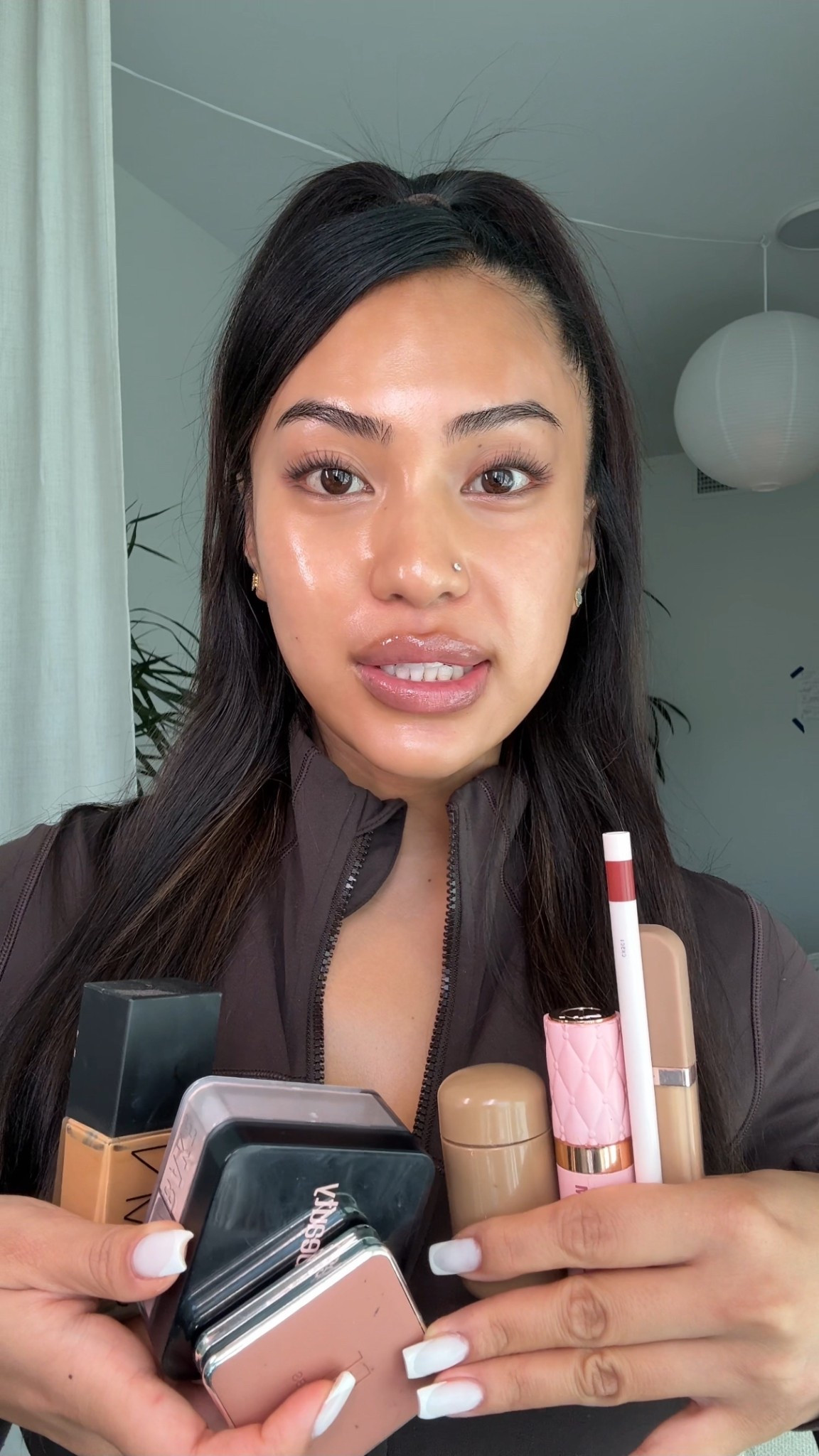 BEAUTY PRODUCTS THAT ARE COMING WITH ME TO 2026
