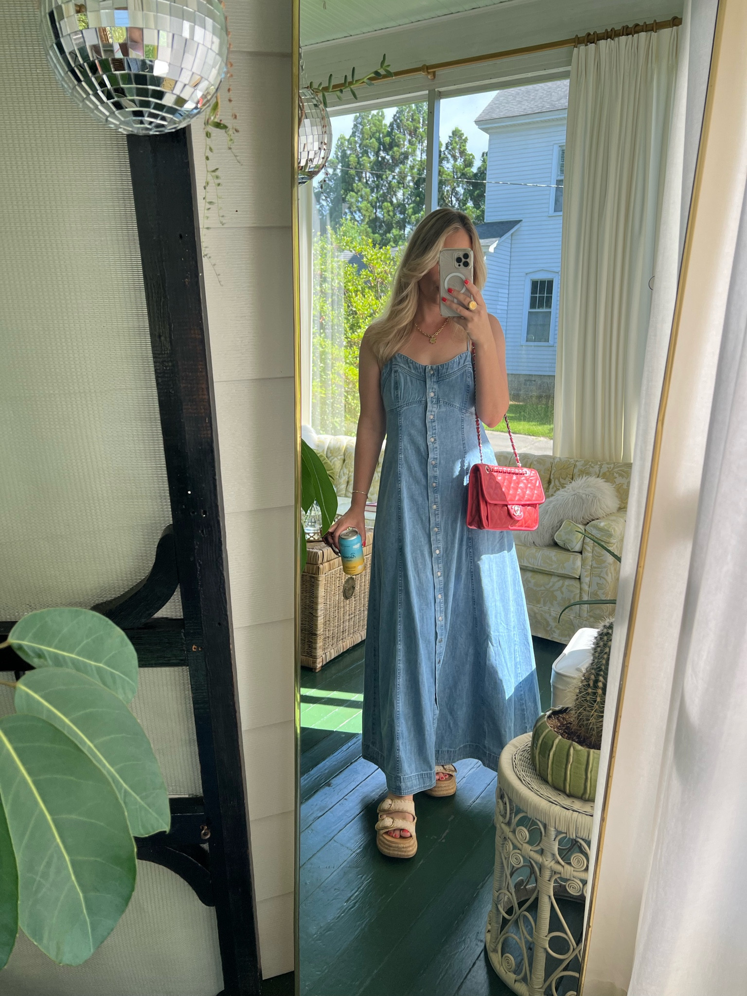 saturday slay 


denim dress. free people. chanel. summer dress. casual style  

#LTKShoeCrush #LTKMidsize #LTKItBag