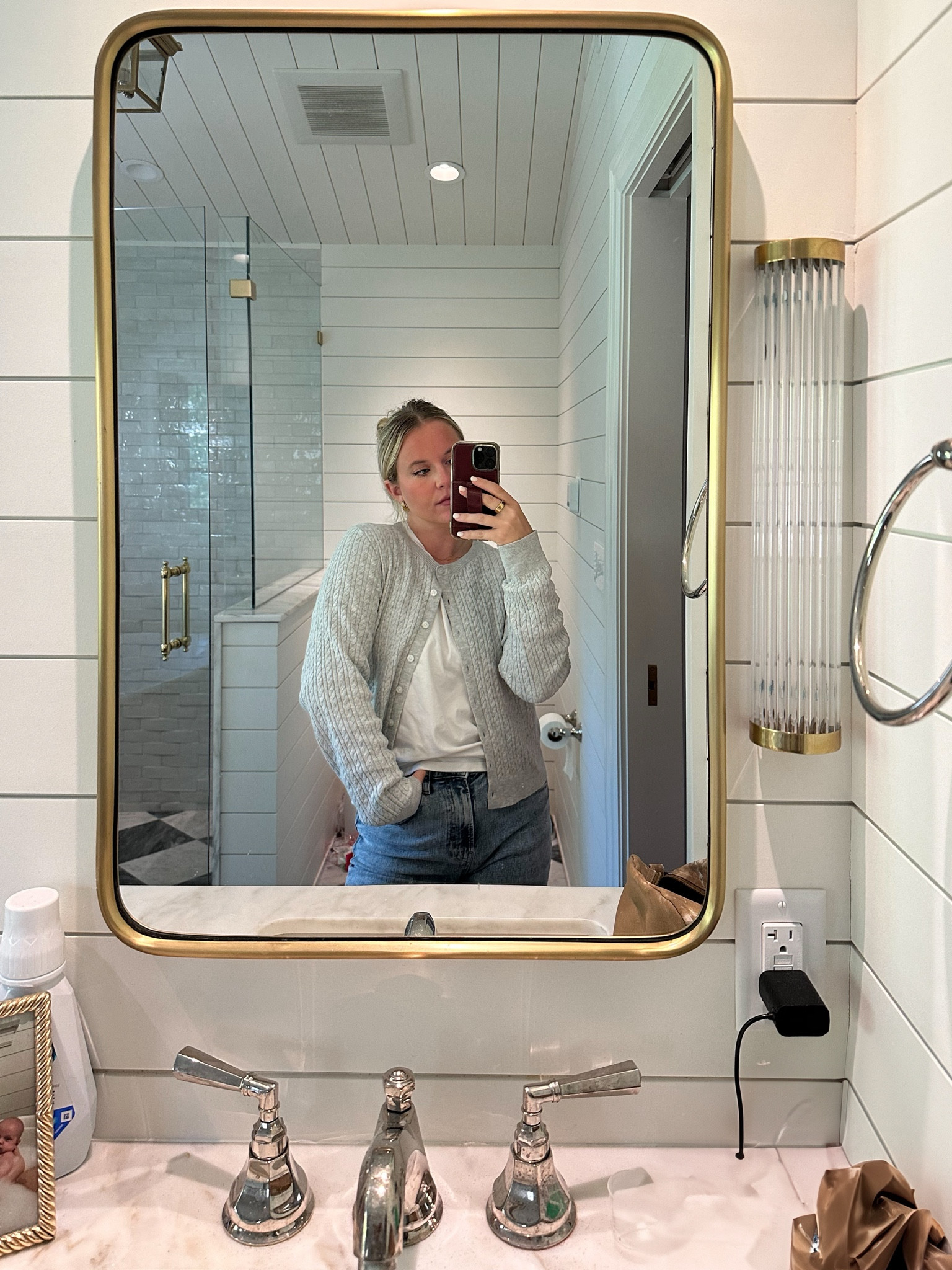 Grey knit cardigan from old navy currently on sale!

#LTKSeasonal #LTKStyleTip #LTKSaleAlert