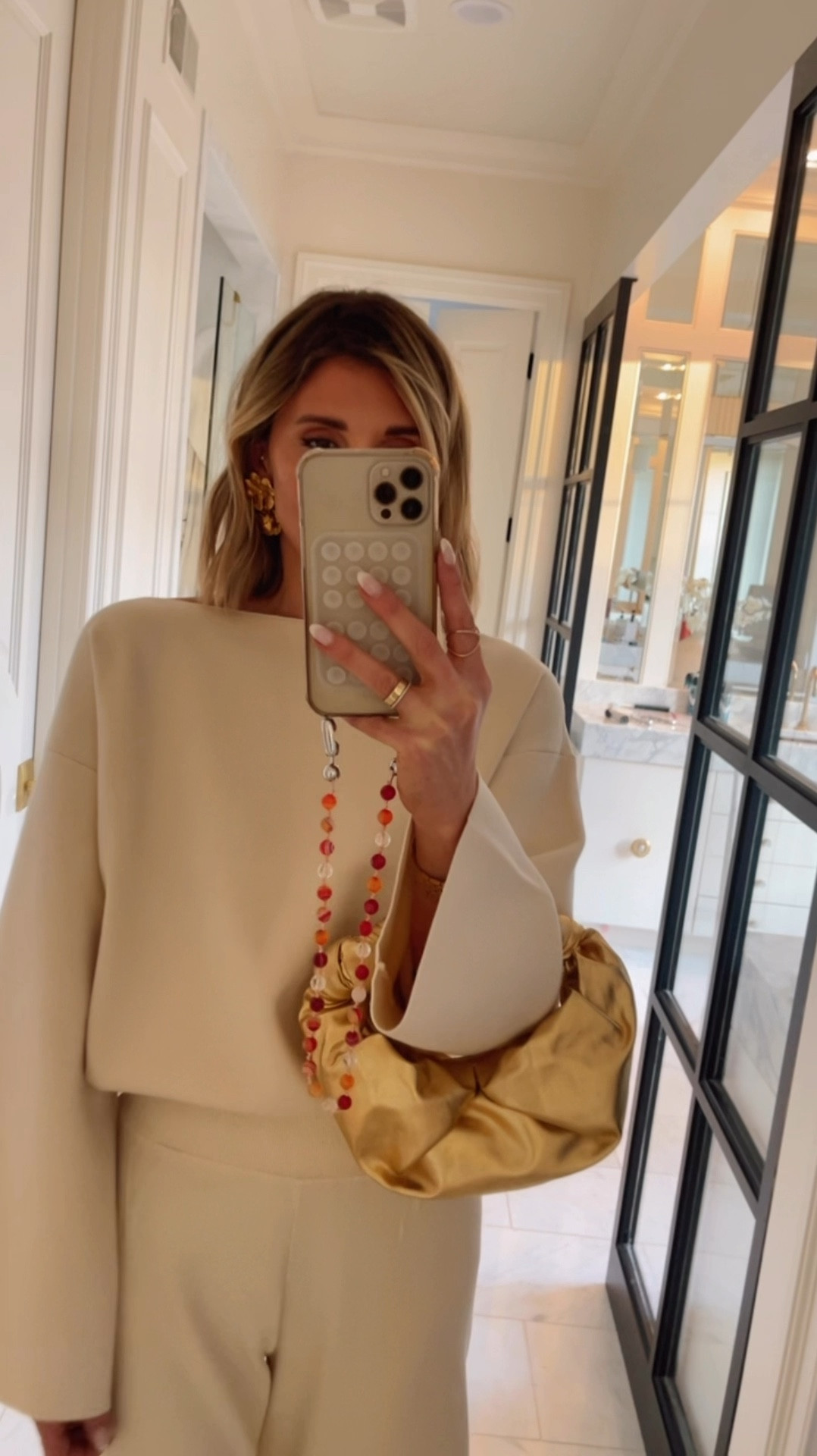 Holiday outfit inspo! I'm wearing size small in both the top and bottom, 

#LTKHoliday #LTKGiftGuide