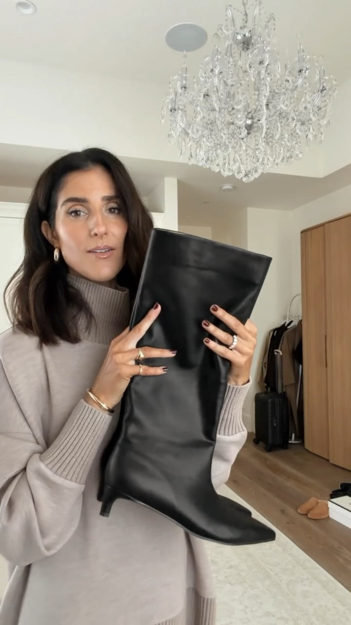 I have been very into the lower heel lately and these are amazing! I love that they’re comfortable straight out of the box and also budget friendly but look designer #stylinbyaylin #aylin #boots #amazon 

#LTKOver40 #LTKHoliday #LTKGiftGuide