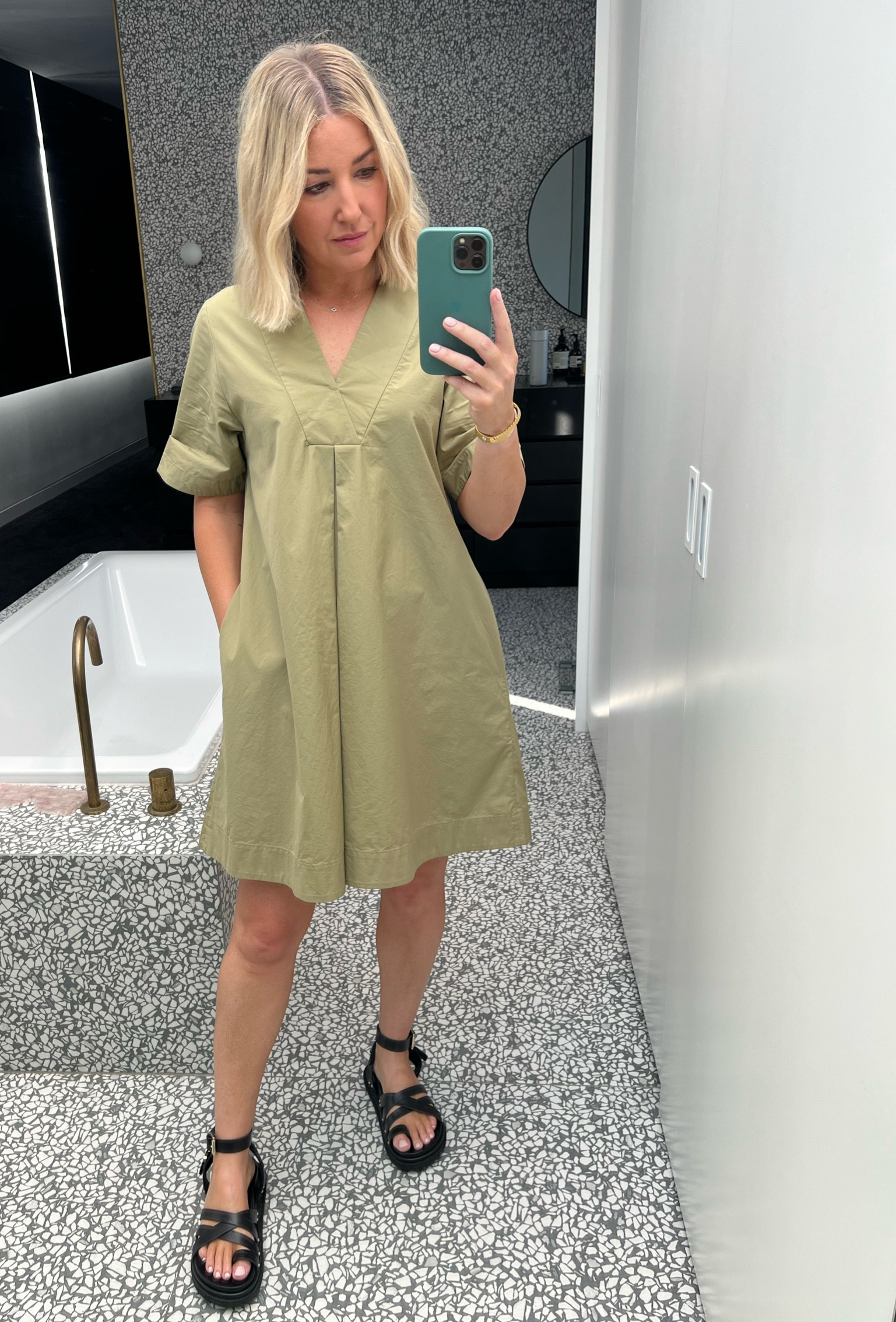 Sport watching/kids birthday party attending ensemble. Comfort all the way! 

#LTKaustralia