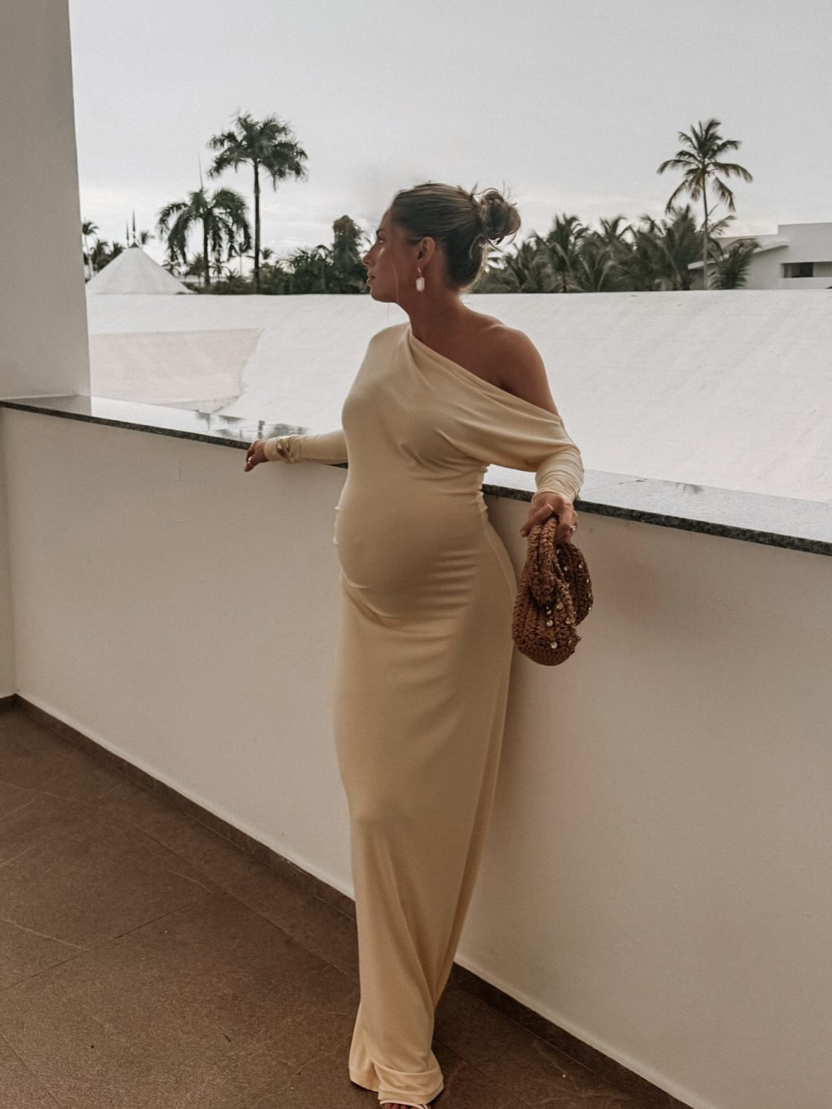 Can’t help but think about what this vaca will look like next year 🥹👶🏼🕊️

#motherhood #pregnant #pregnancy #vaca
