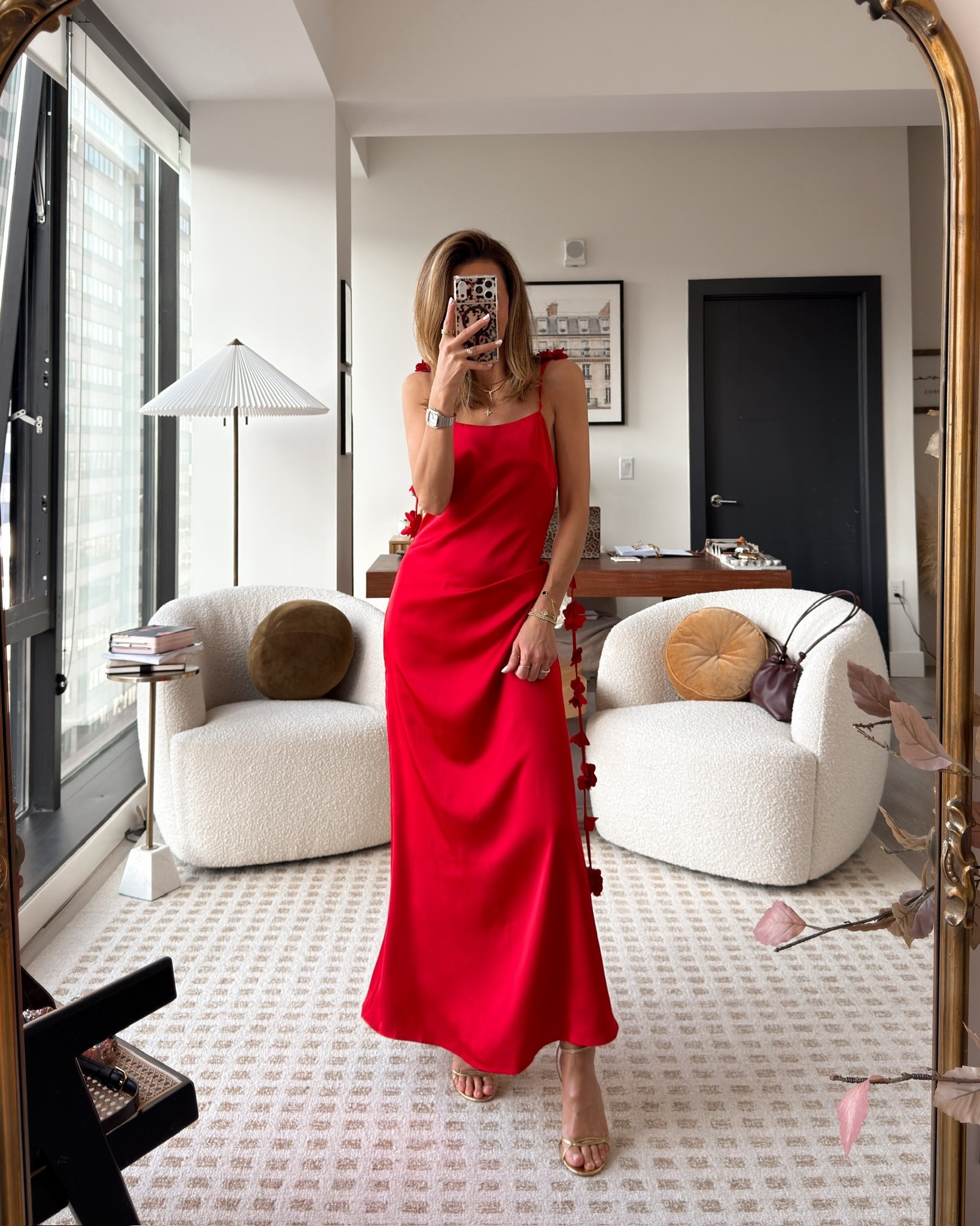 Stunning appliqué maxi dress perfect for a fancy vacation dinner, a wedding guest, or on holiday!

on sale for 40% off right now!  

Holiday party dress