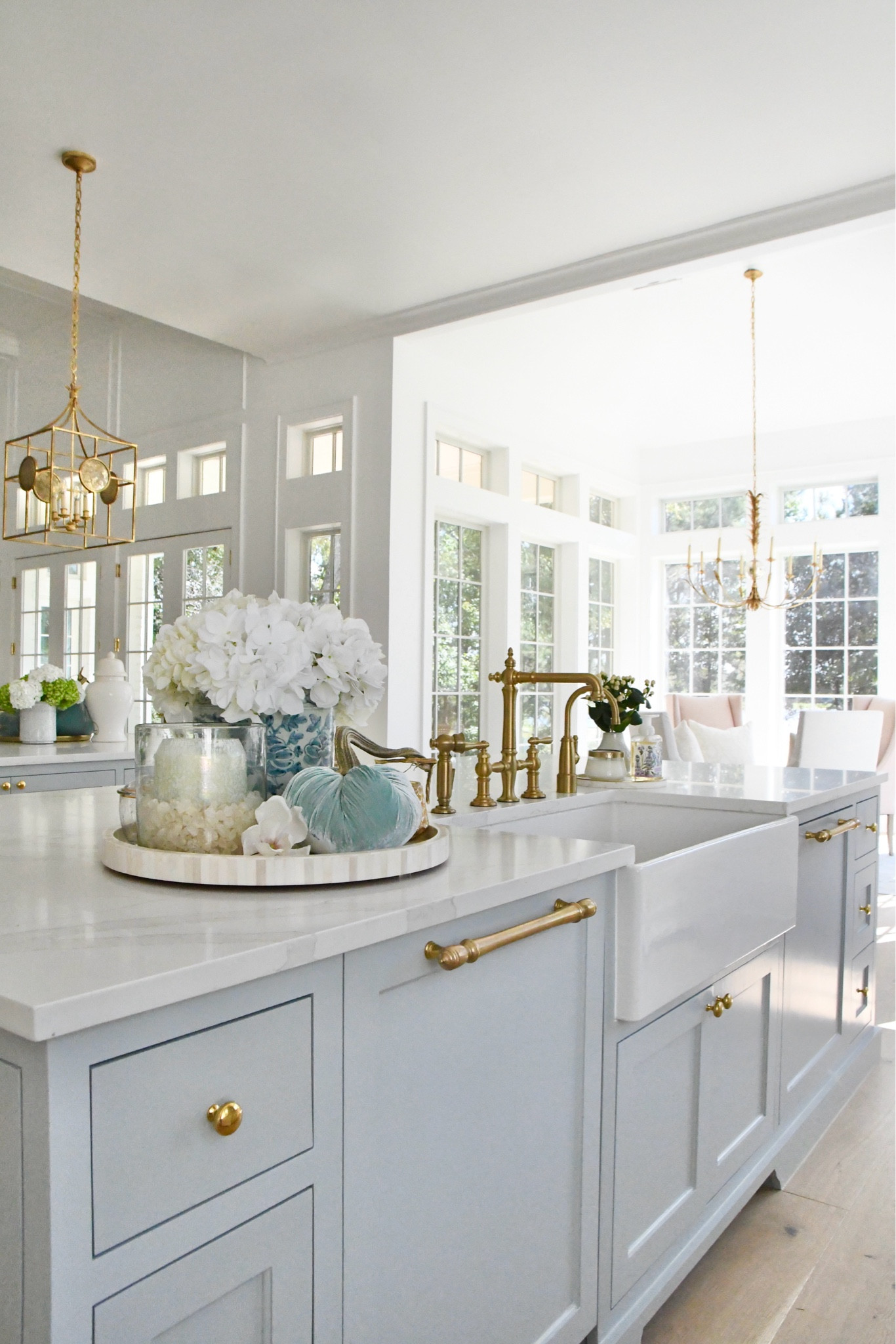 Fall decor, fall home decor
Round tray, velvet pumpkins

#LTKhome