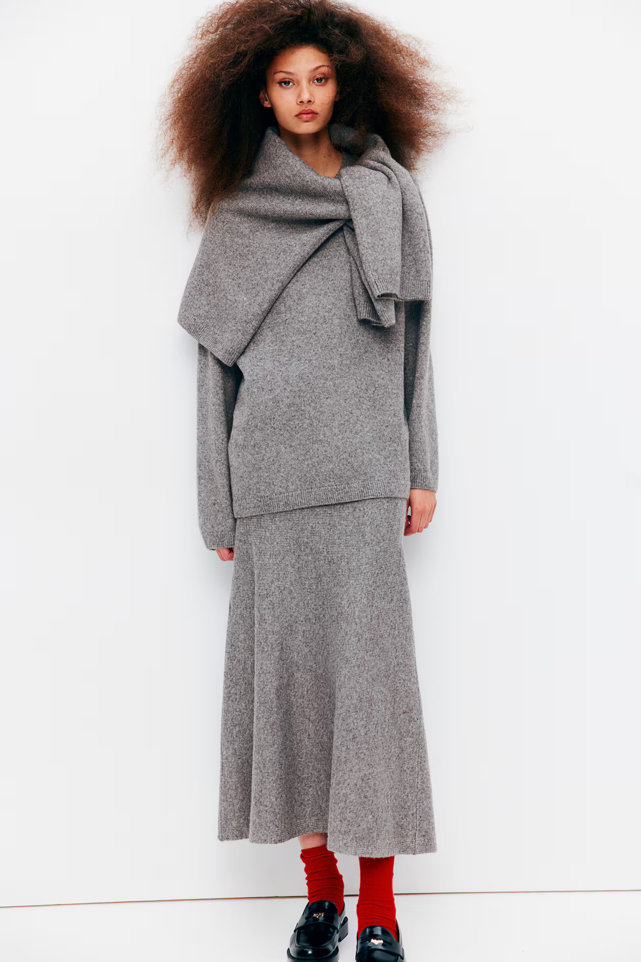 Flared knitted skirt | H&M (UK, MY, IN, SG, PH, TW, HK)