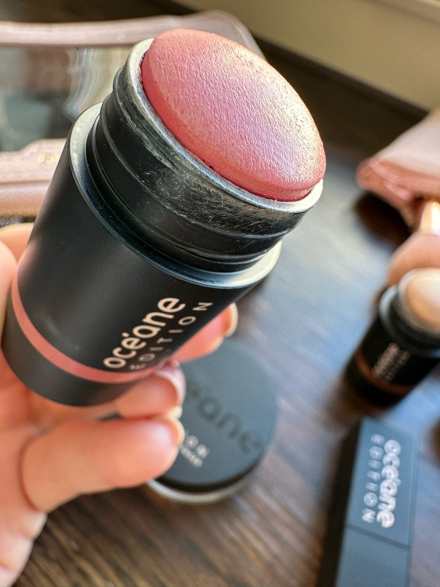 Apaixonada por esses minis da Oceane, pra fazer um blush Sabrina Carpenter usamos o blush + o iluminador 

#LTKbrasil #LTKbeleza